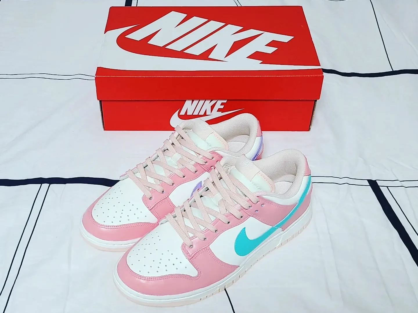 (W) Nike Dunk Low Orange Pearl 착용 스타일 - 1