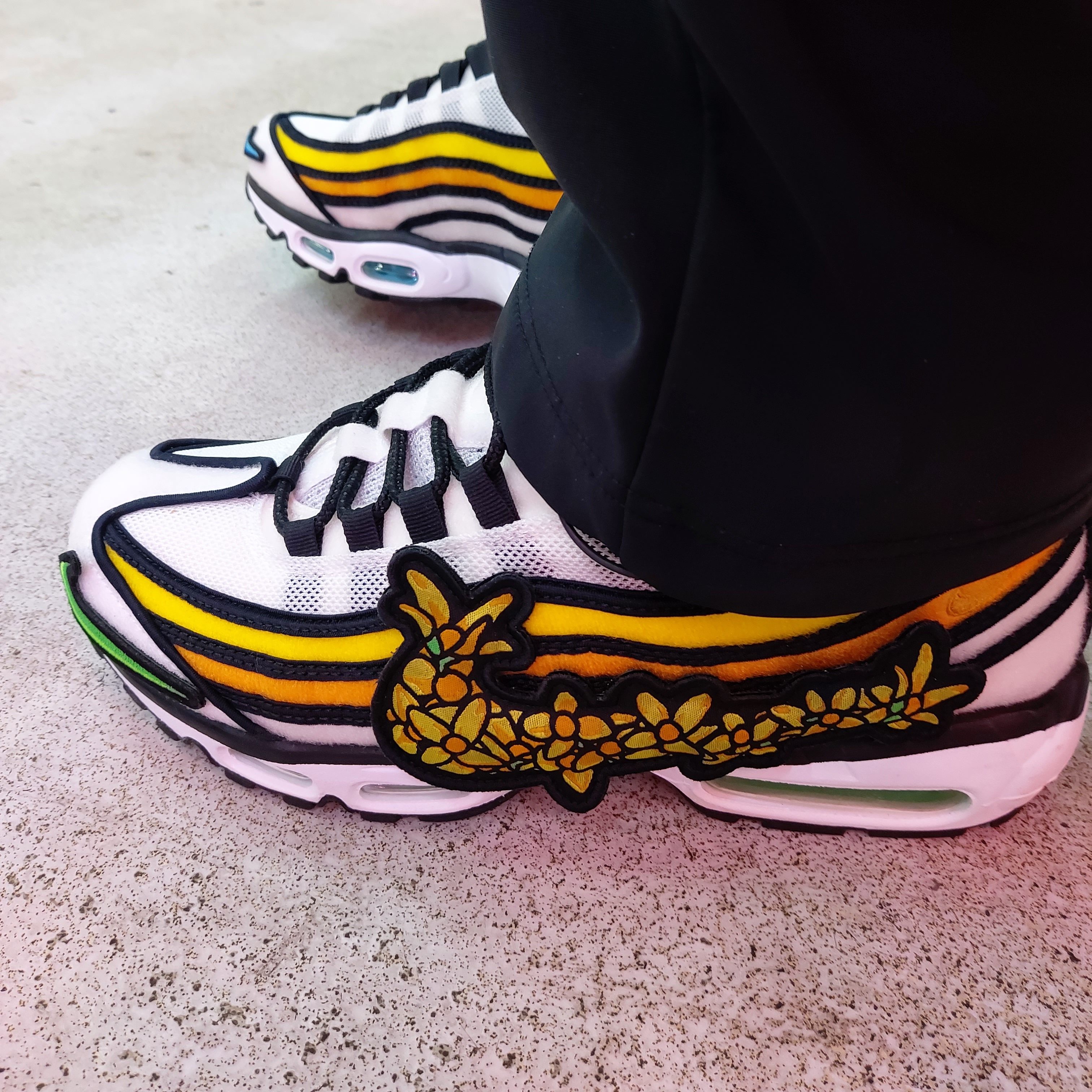 Nike Air Max 95 Pollen Rise 착용 스타일 - 1