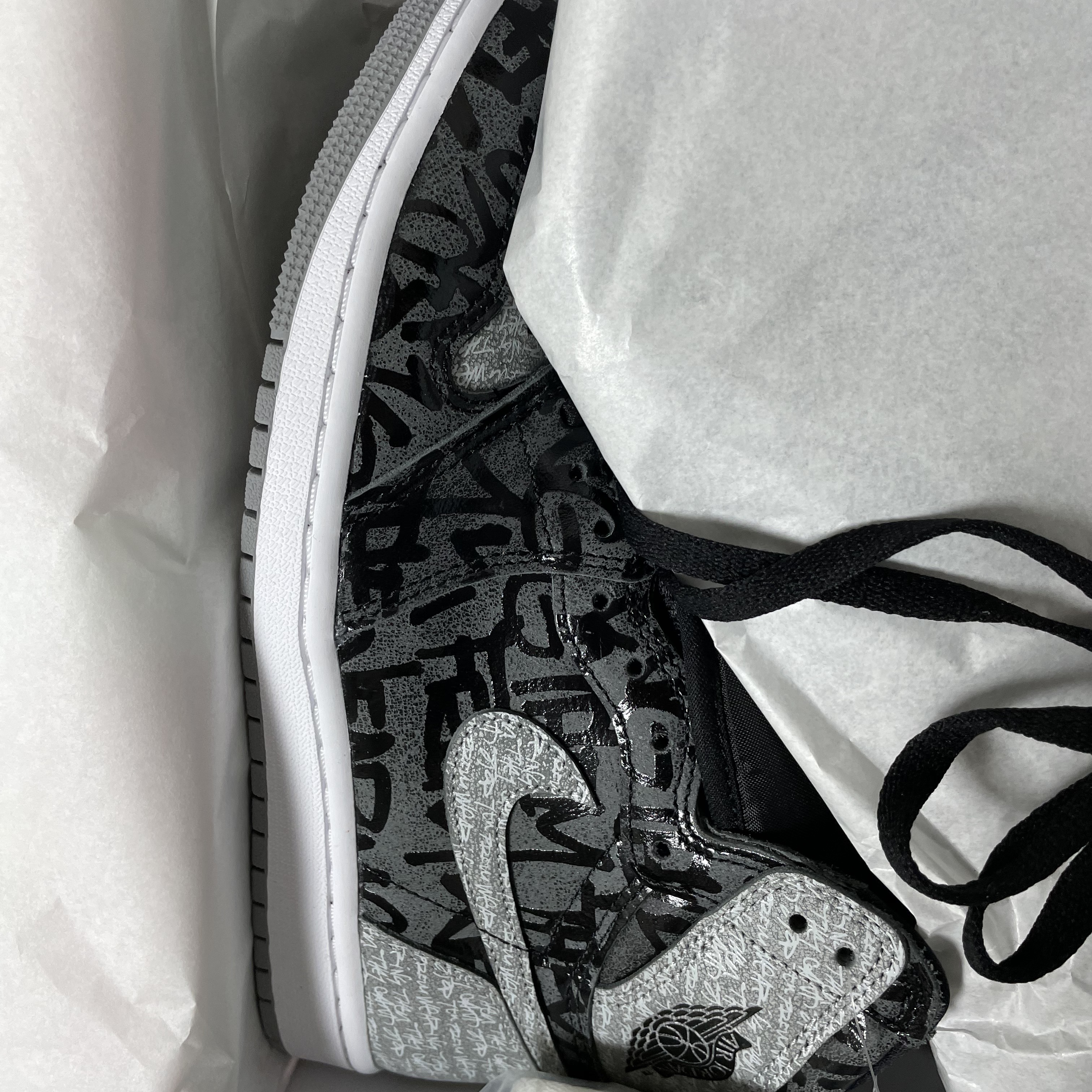 Jordan 1 Retro High OG Rebellionaire 착용 스타일 - 3