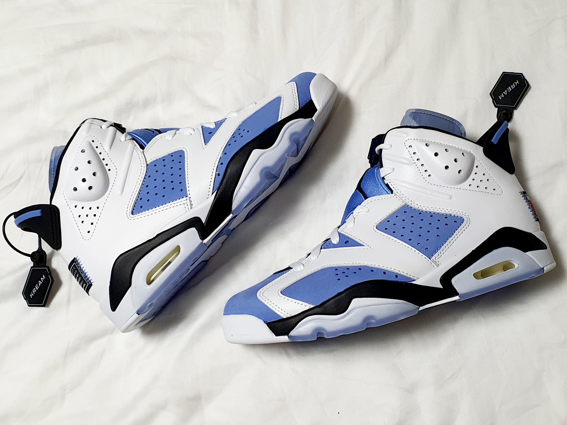 Jordan 6 Retro University Blue 착용 스타일 - 2