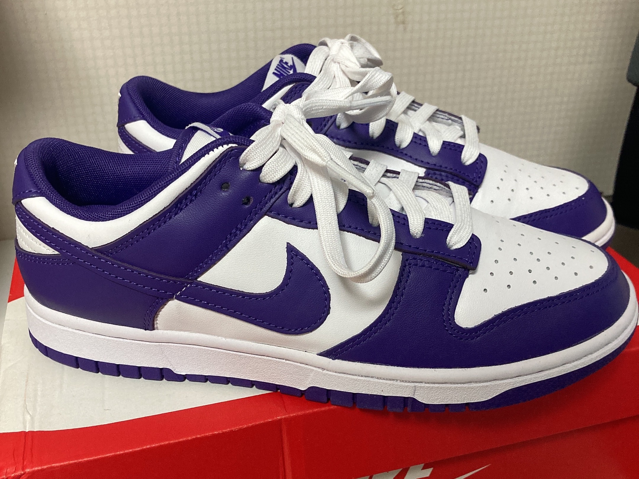Nike Dunk Low Retro Championship Court Purple 착용 스타일