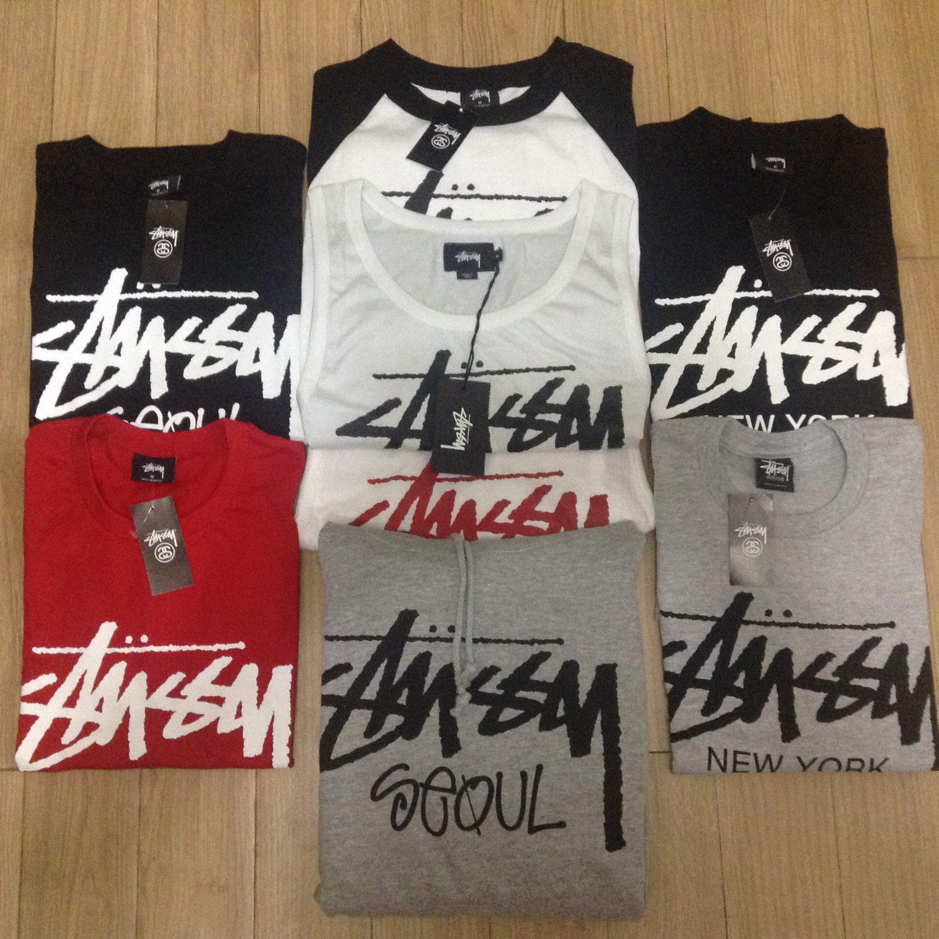 Stussy World Tour LS T-Shirt Black 착용 스타일