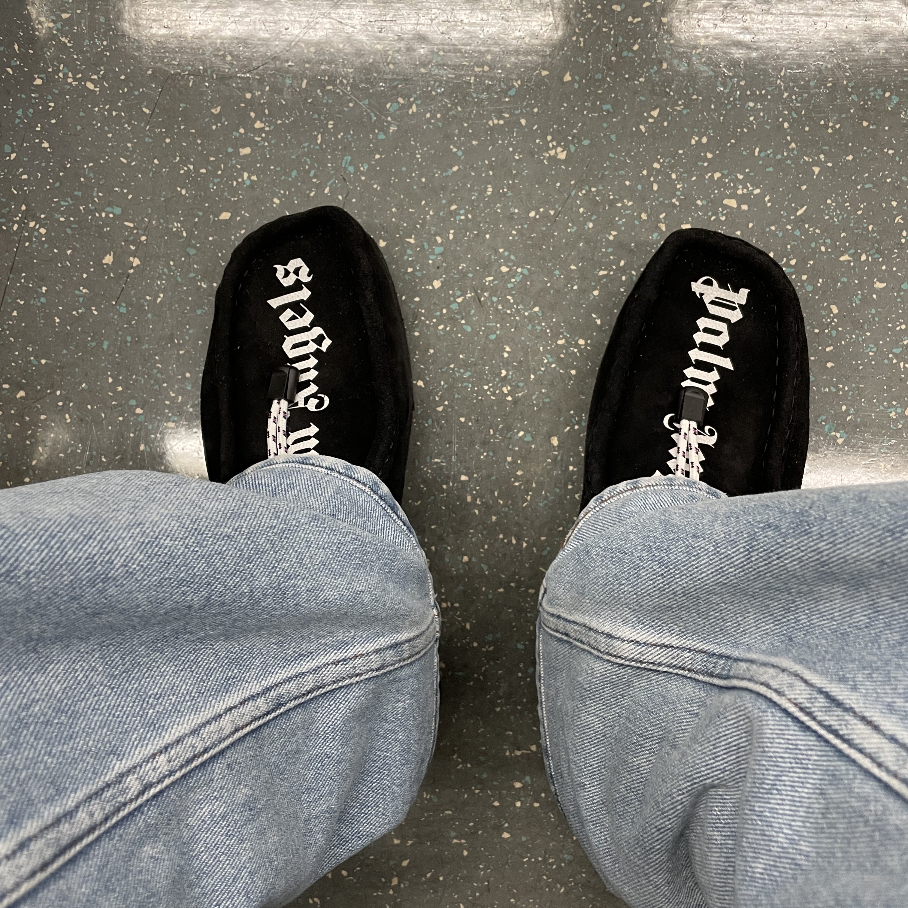 Clarks x Palm Angels Suede Wallabee Black 착용 스타일