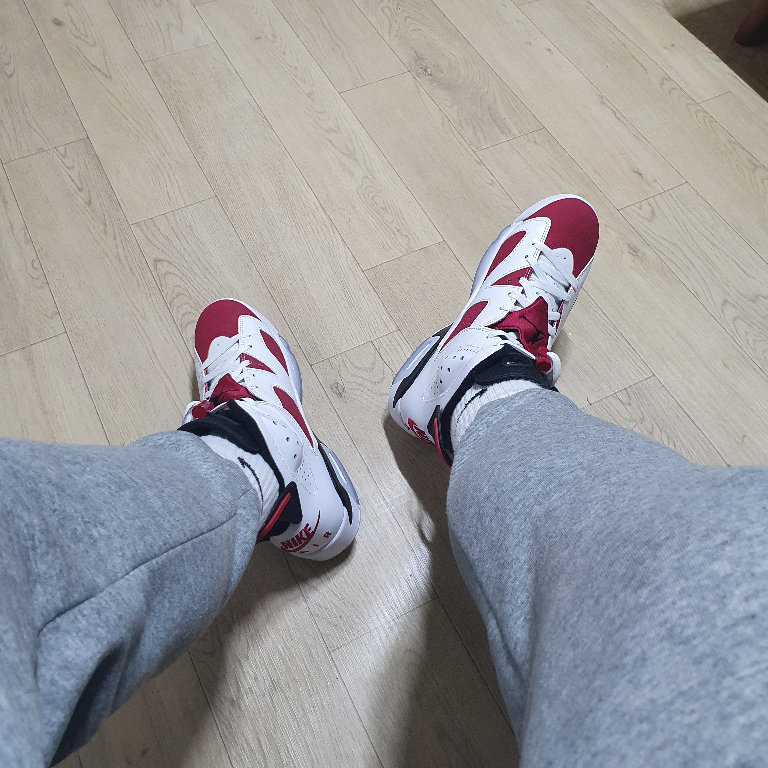 Jordan 6 Retro Carmine 2021 착용 스타일
