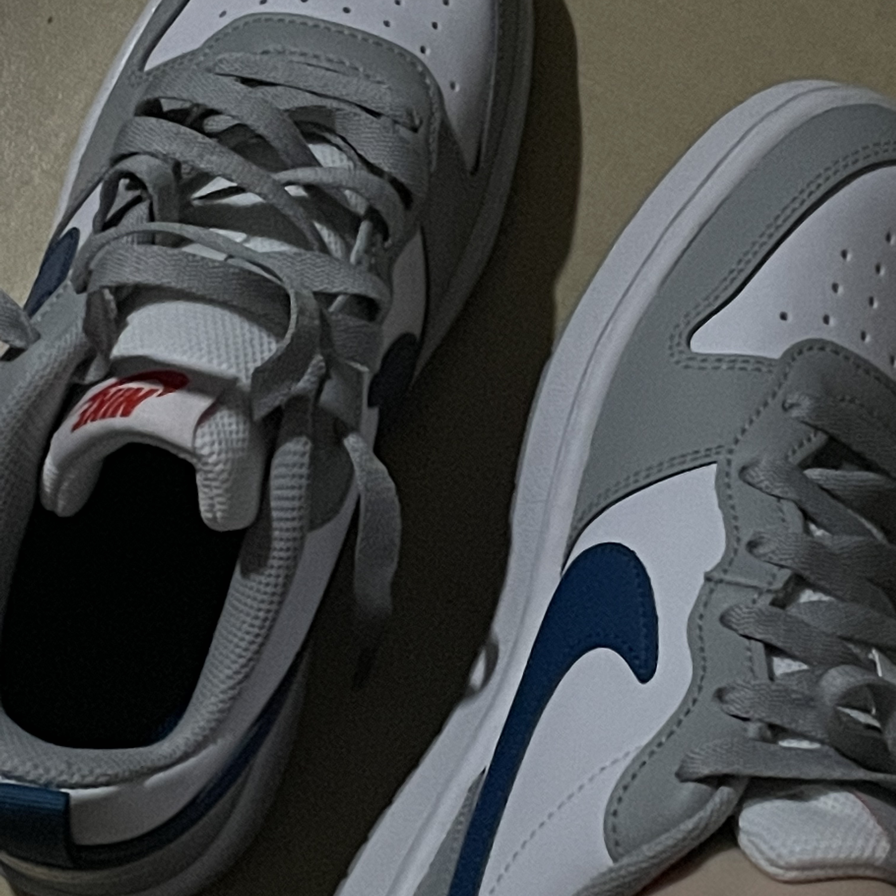 (GS) Nike Court Borough Low 2 Light Smoke Grey 착용 스타일 - 1