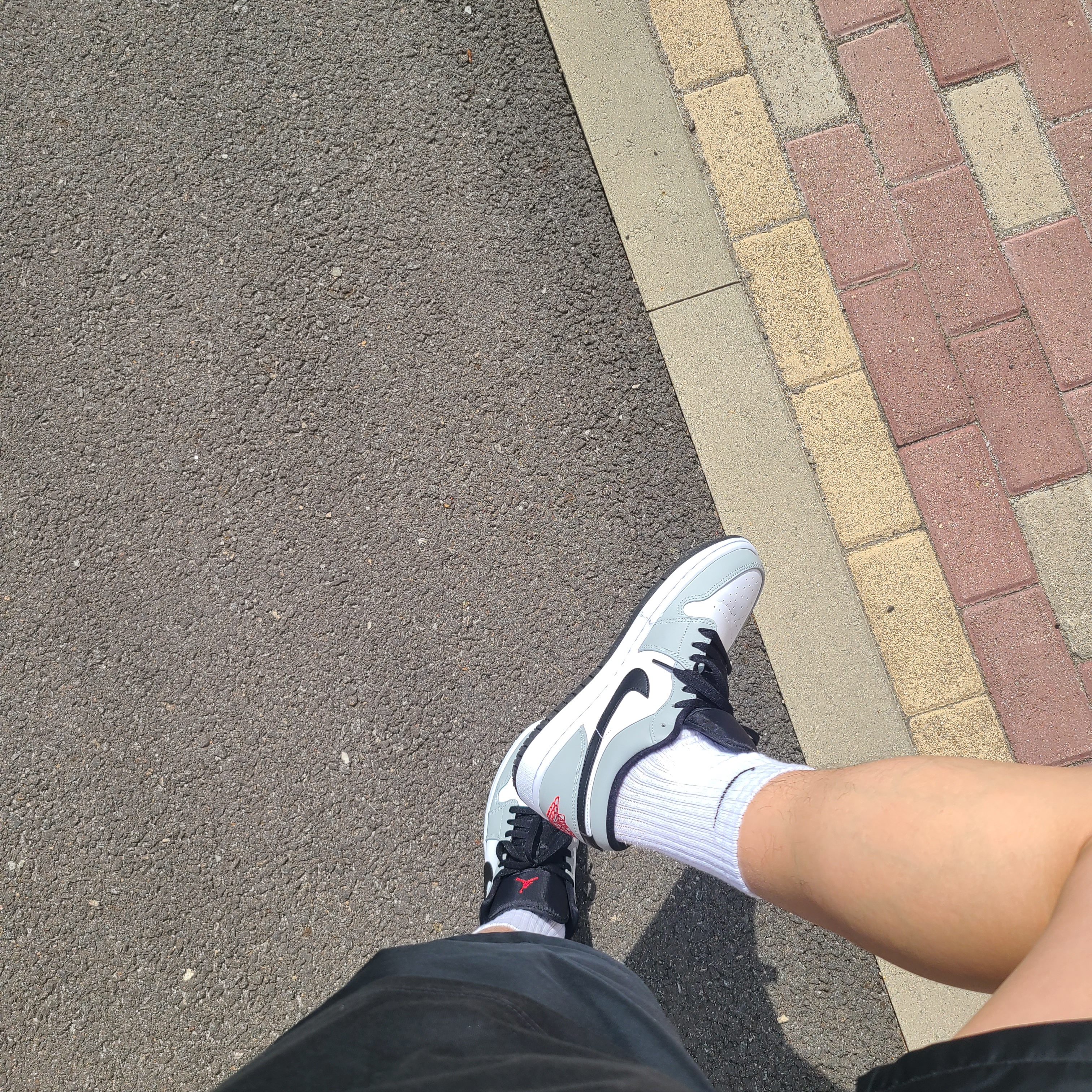Jordan 1 Low Light Smoke Grey 착용 스타일