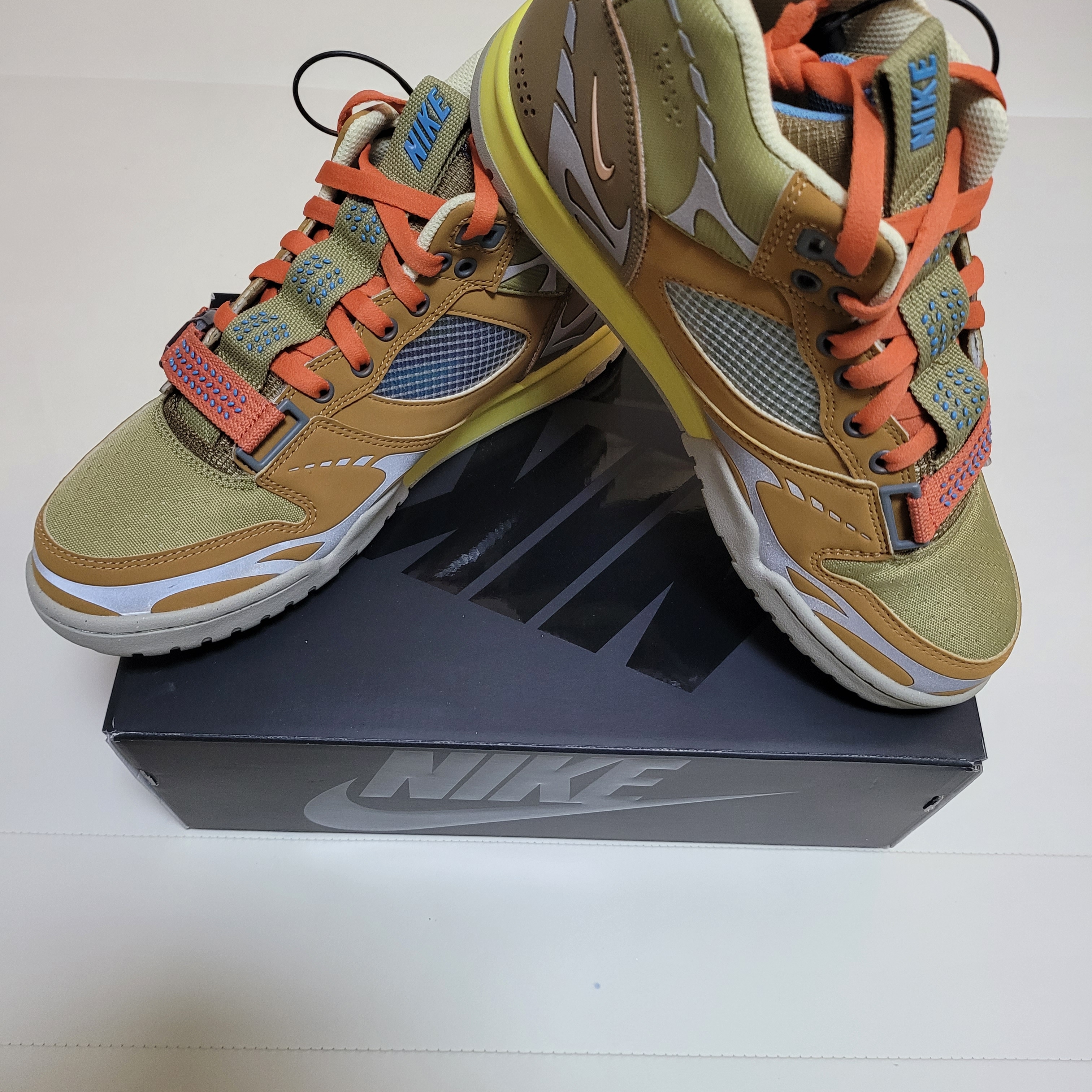 Nike Air Trainer 1 SP Coriander 착용 스타일 - 2