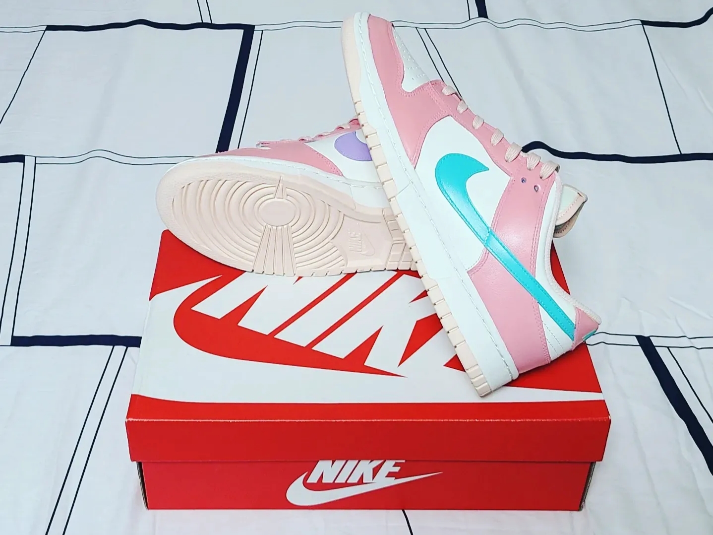 (W) Nike Dunk Low Orange Pearl 착용 스타일 - 4