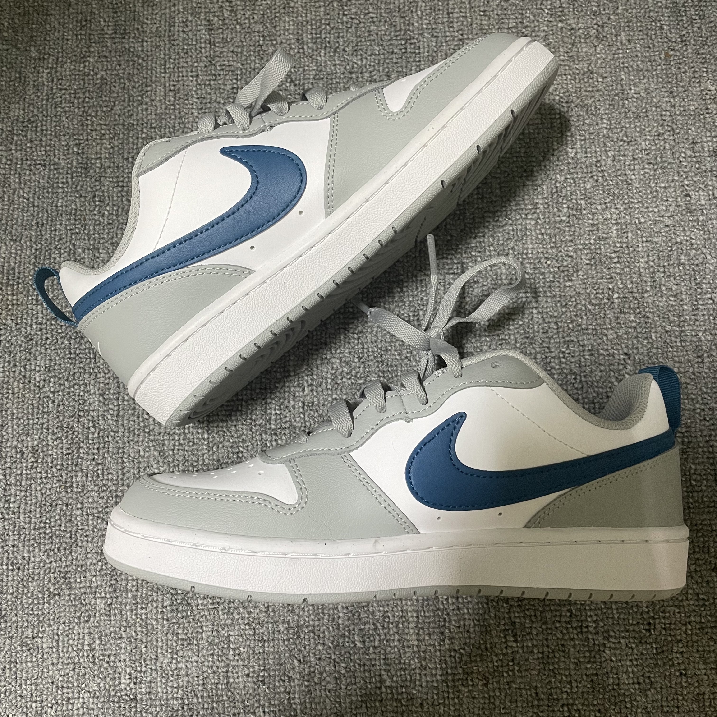 (GS) Nike Court Borough Low 2 Light Smoke Grey 착용 스타일