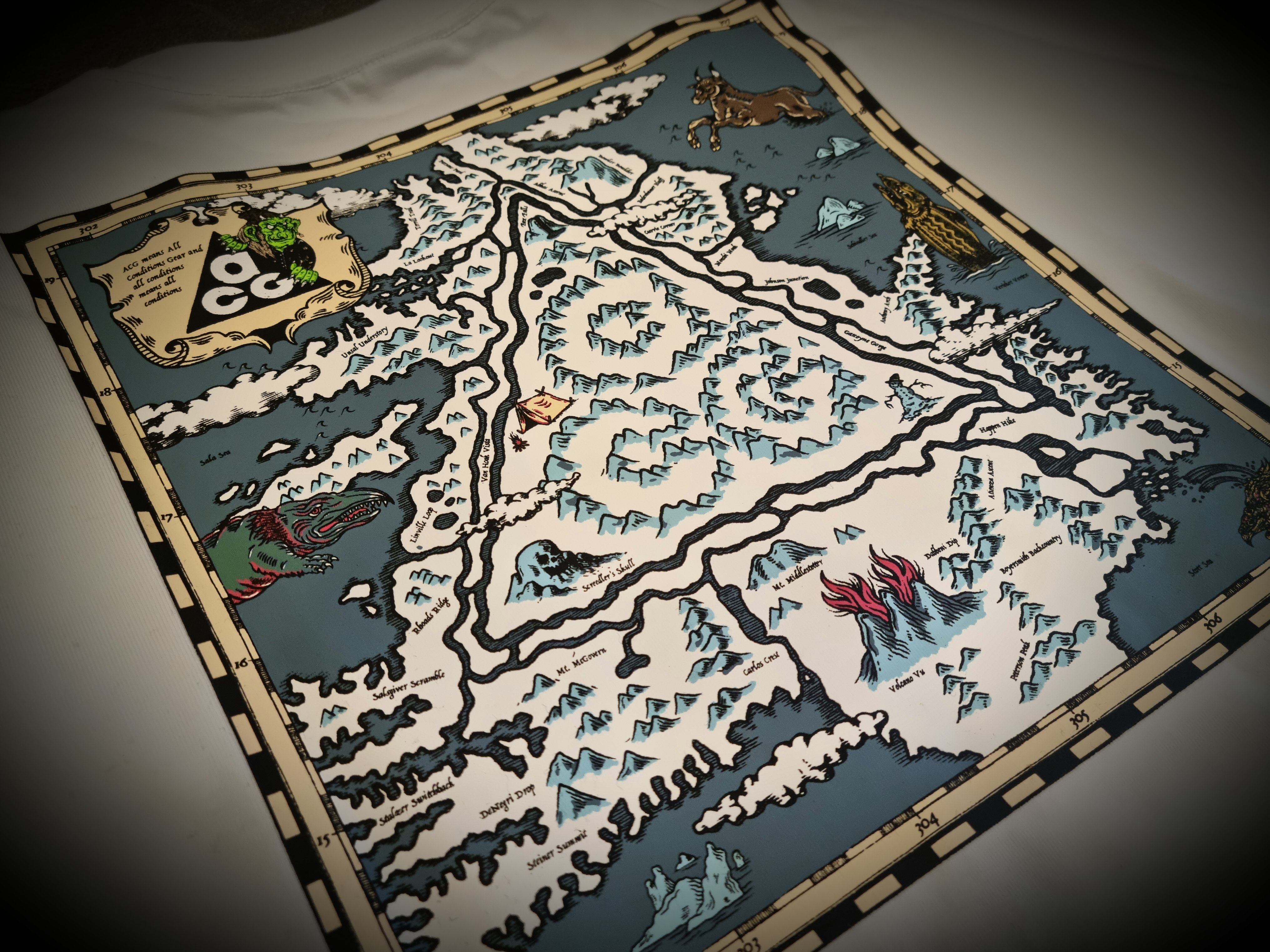 Nike ACG Iceland Map T-Shirt Summit White - US/EU 착용 스타일 - 2