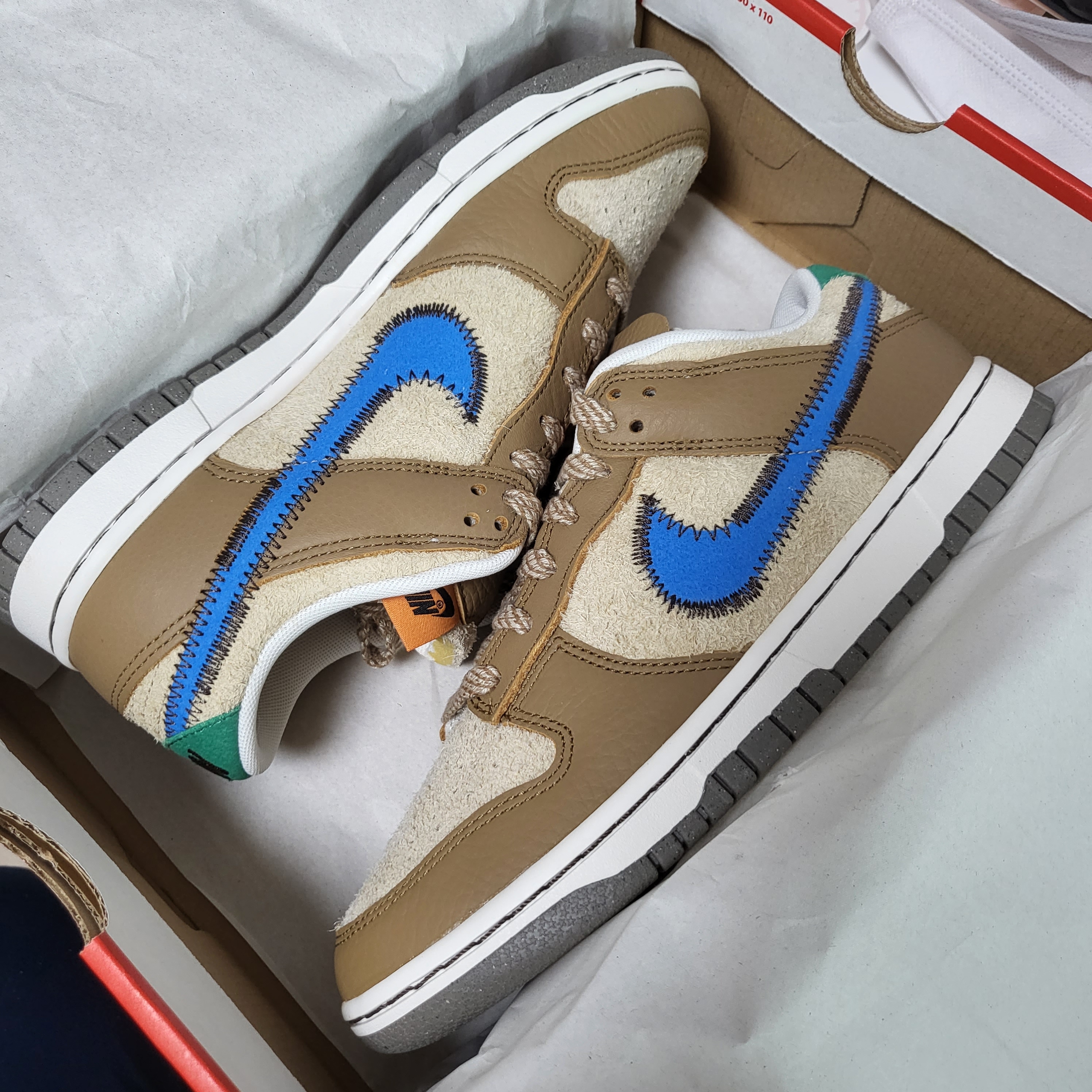Nike x Size? Dunk Low Dark Driftwood Photo Blue 착용 스타일