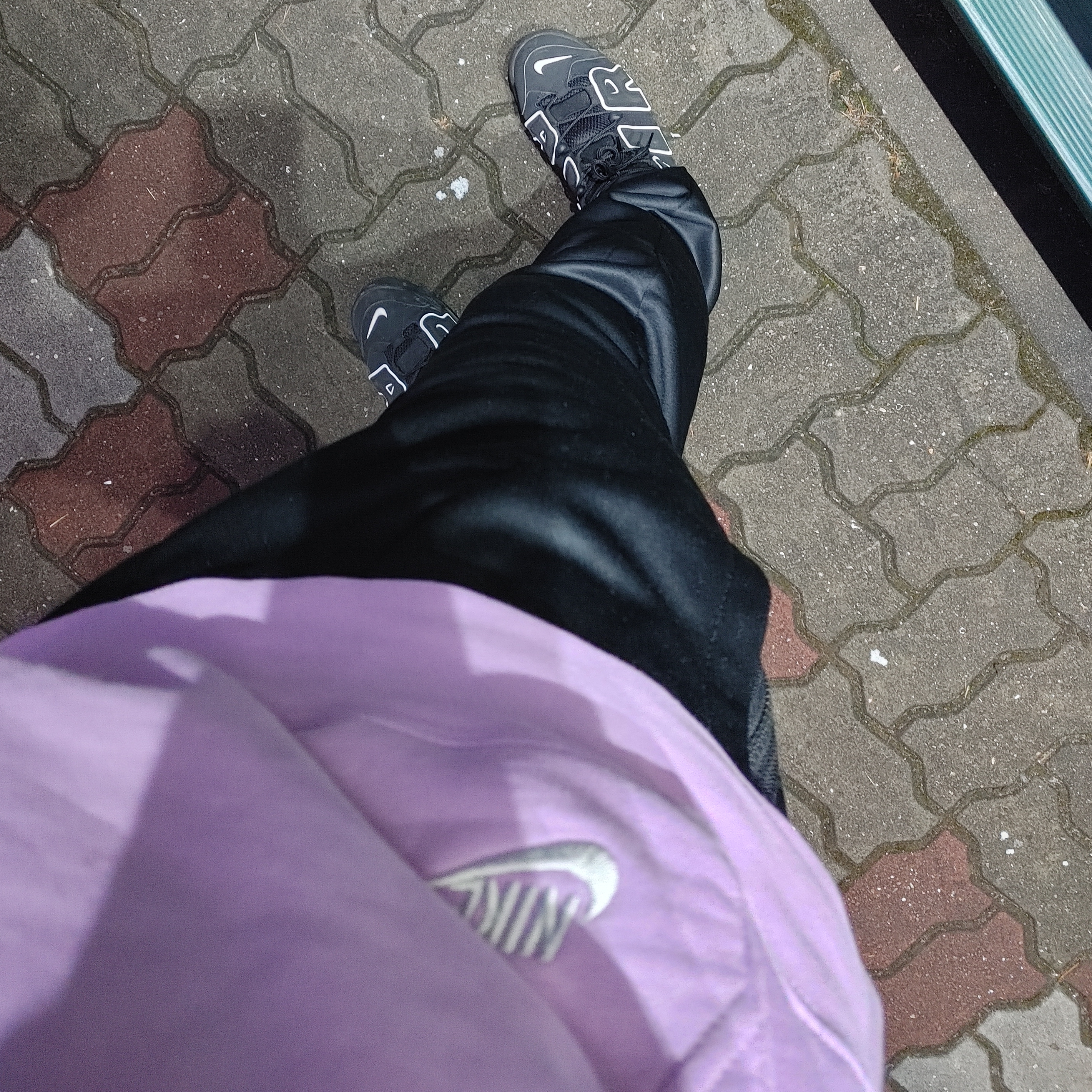 Nike Air More Uptempo Rayguns, Nike Air More Uptempo 96 Loud and Clear 2021 착용 스타일 - 4