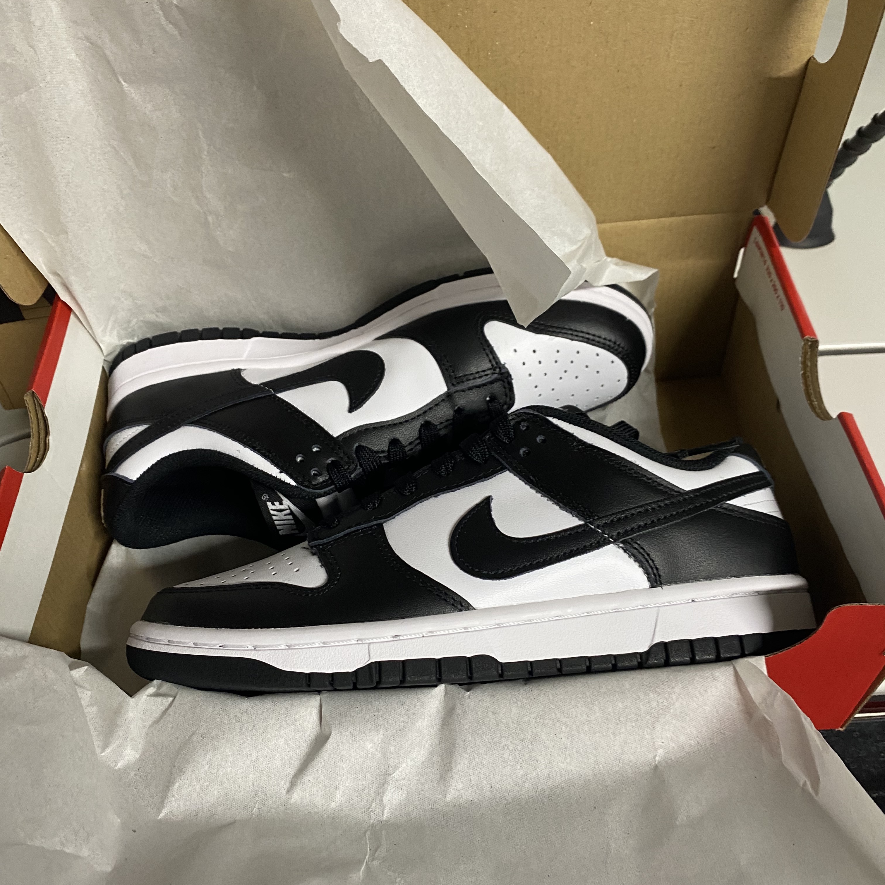 (W) Nike Dunk Low Black 착용 스타일