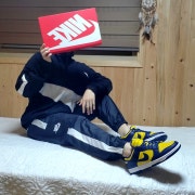 KREAM 프로필 이미지