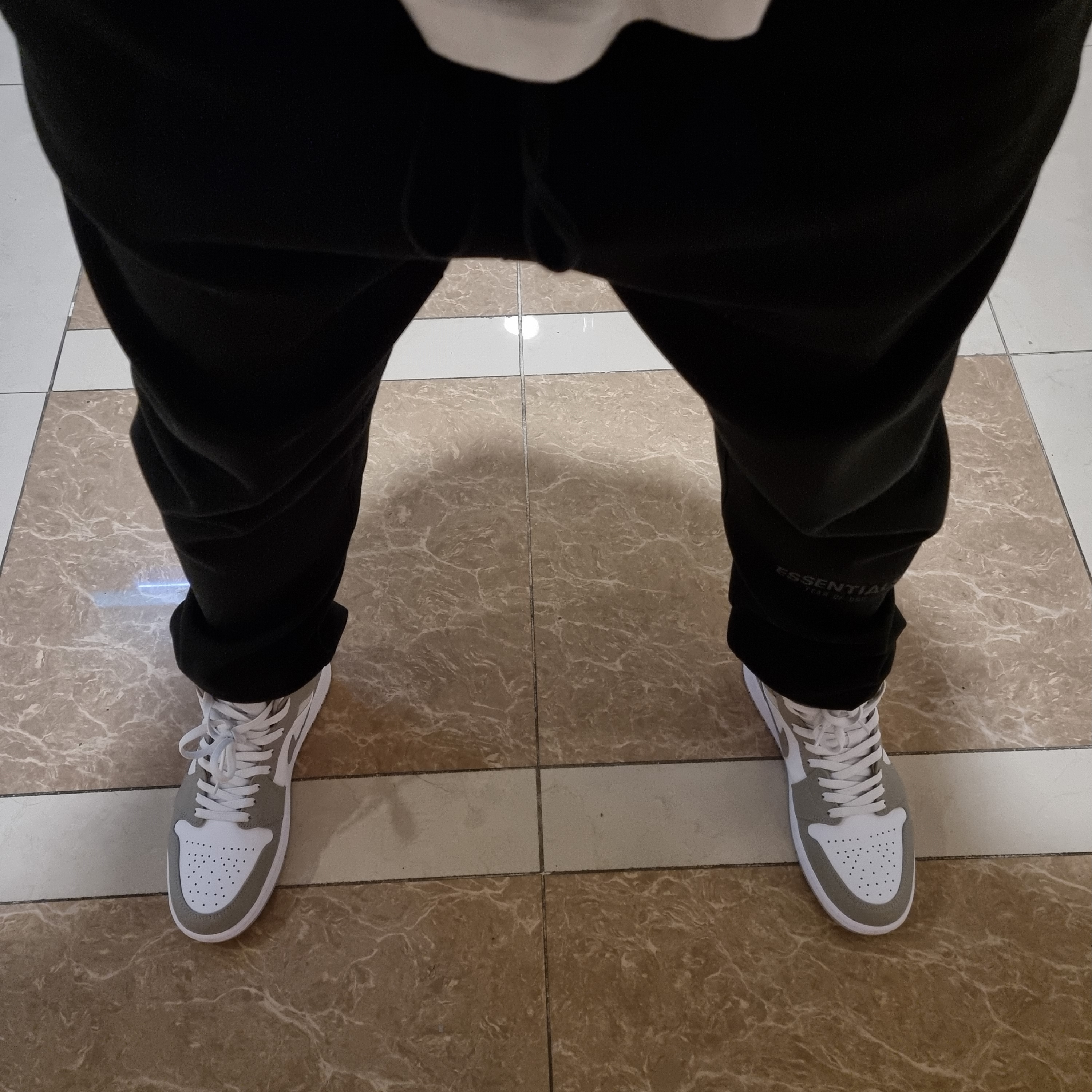 Jordan 1 Mid College Grey, Essentials Half-Zip Pullover Dark Slate/Stretch Limo/Black - 20FW 착용 스타일 - 1
