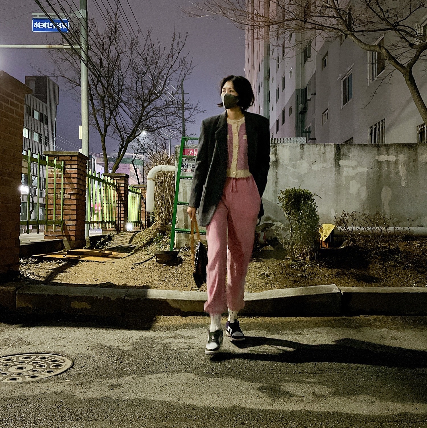Nike SB Dunk Low Pro Court Purple 착용 스타일