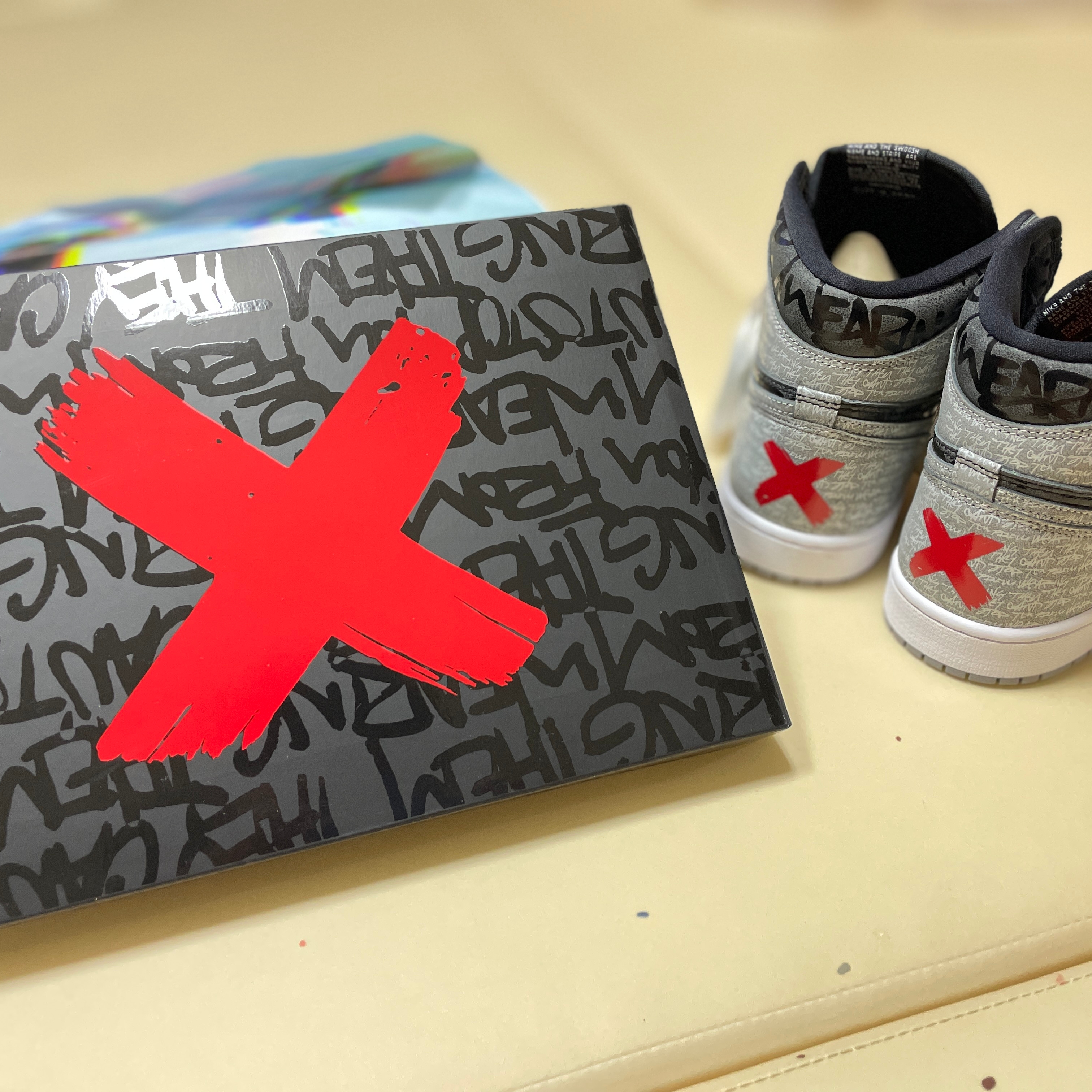 Jordan 1 Retro High OG Rebellionaire 착용 스타일 - 1