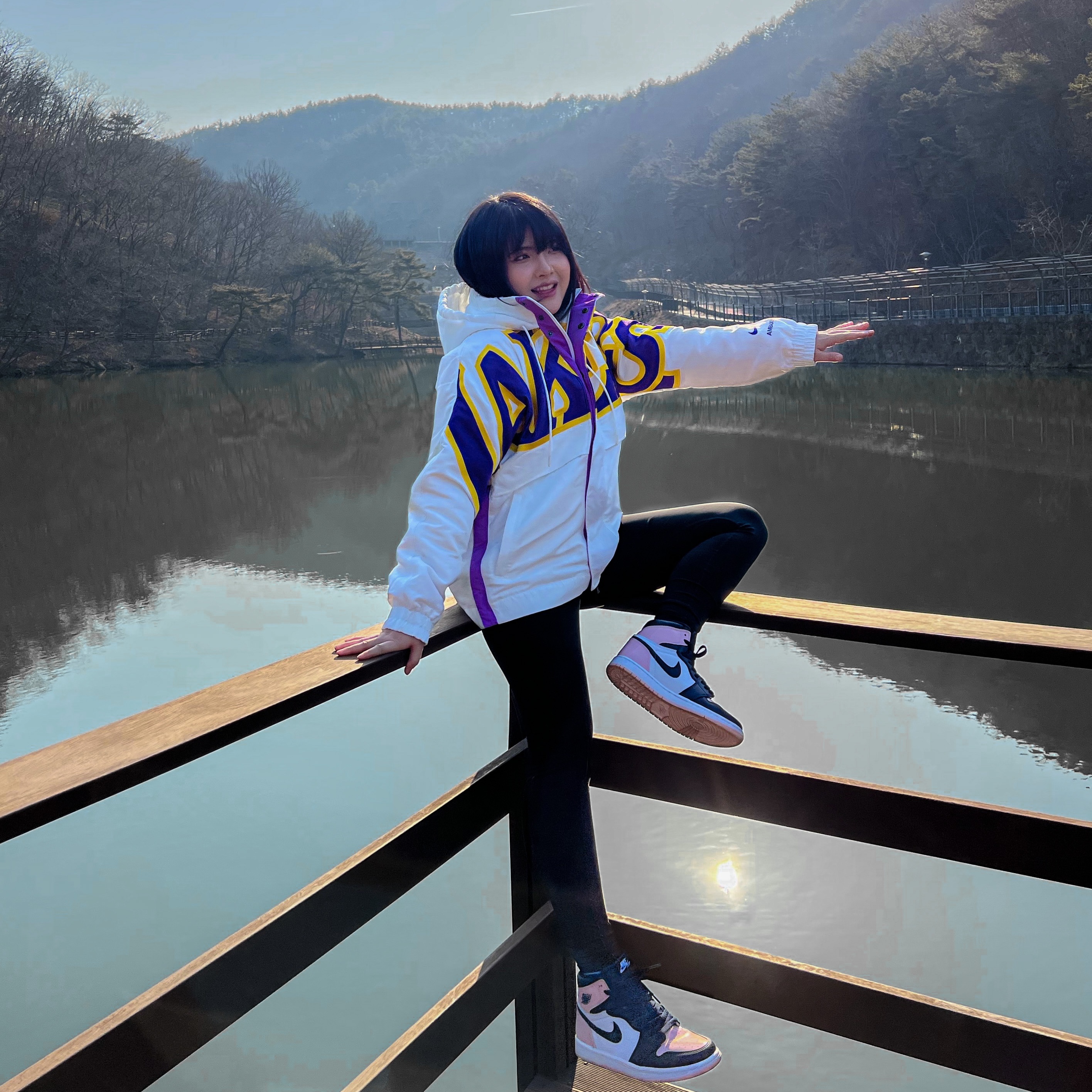 (W) Nike x Ambush NBA Collection Lakers Jacket - US/EU, (W) Jordan 1 Retro High OG Atmosphere 착용 스타일 - 1