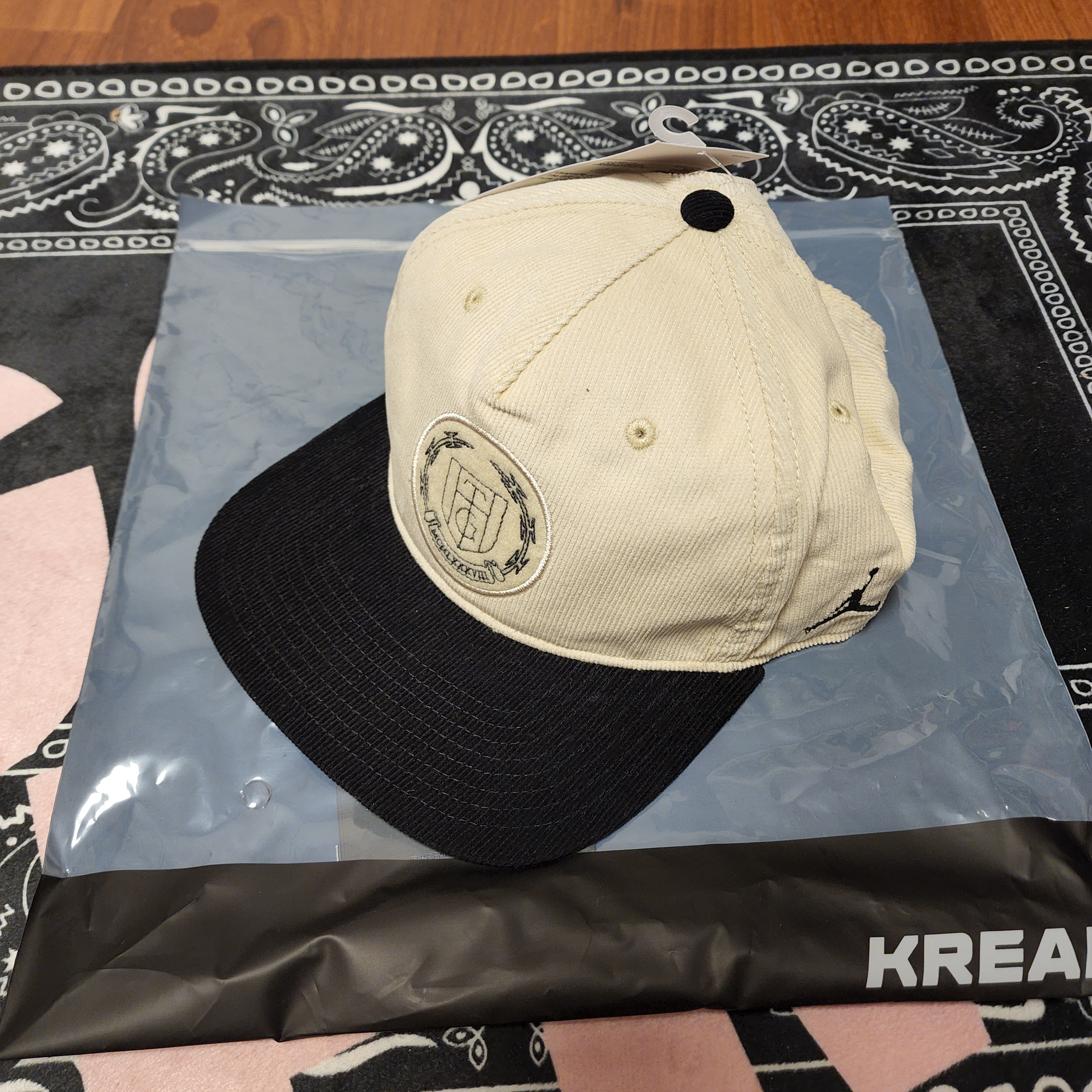 Jordan x Russell Westbrook Honor the Gift Cap 착용 스타일