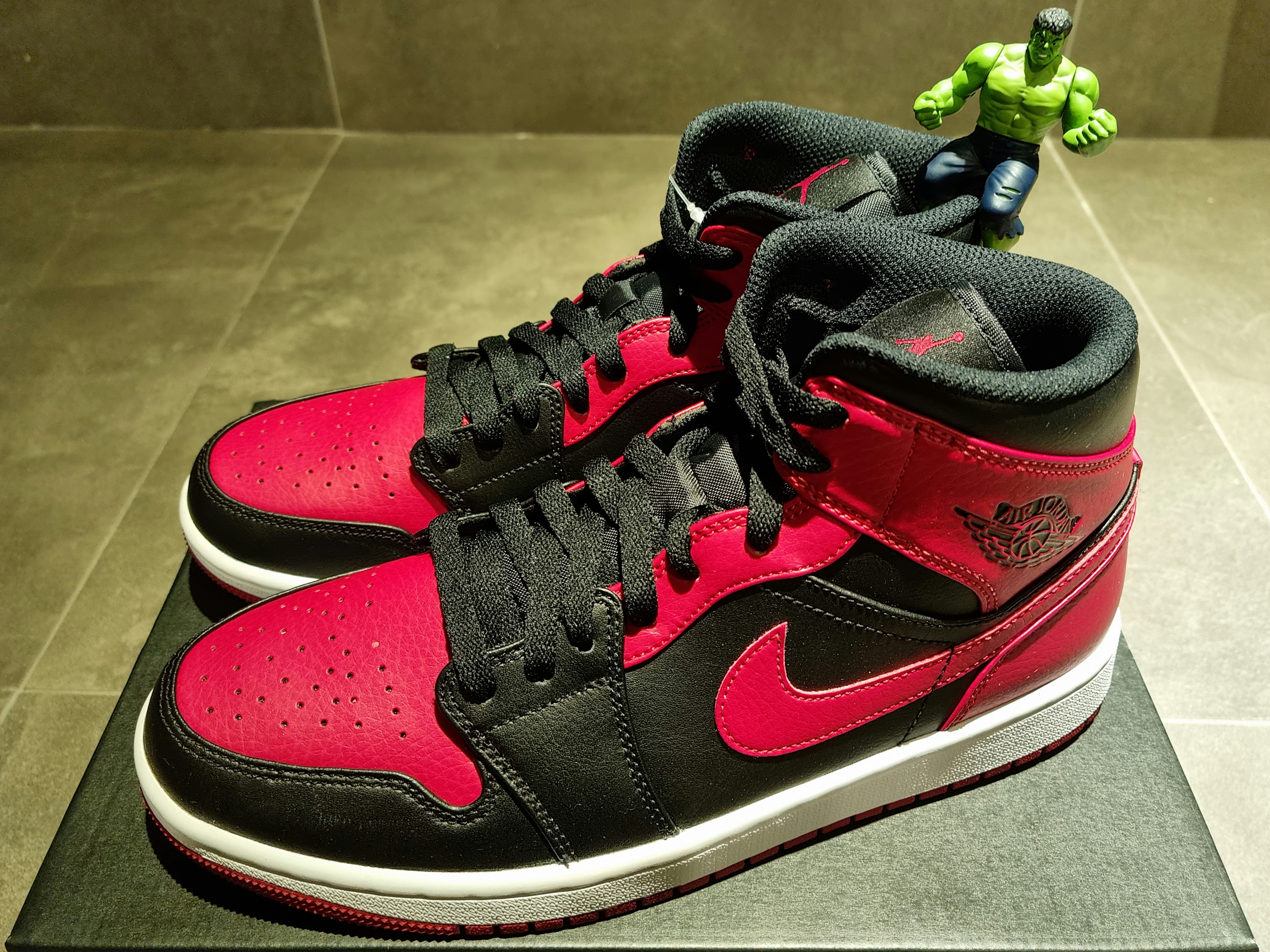Jordan 1 Mid Bred Banned 2020 착용 스타일 - 2