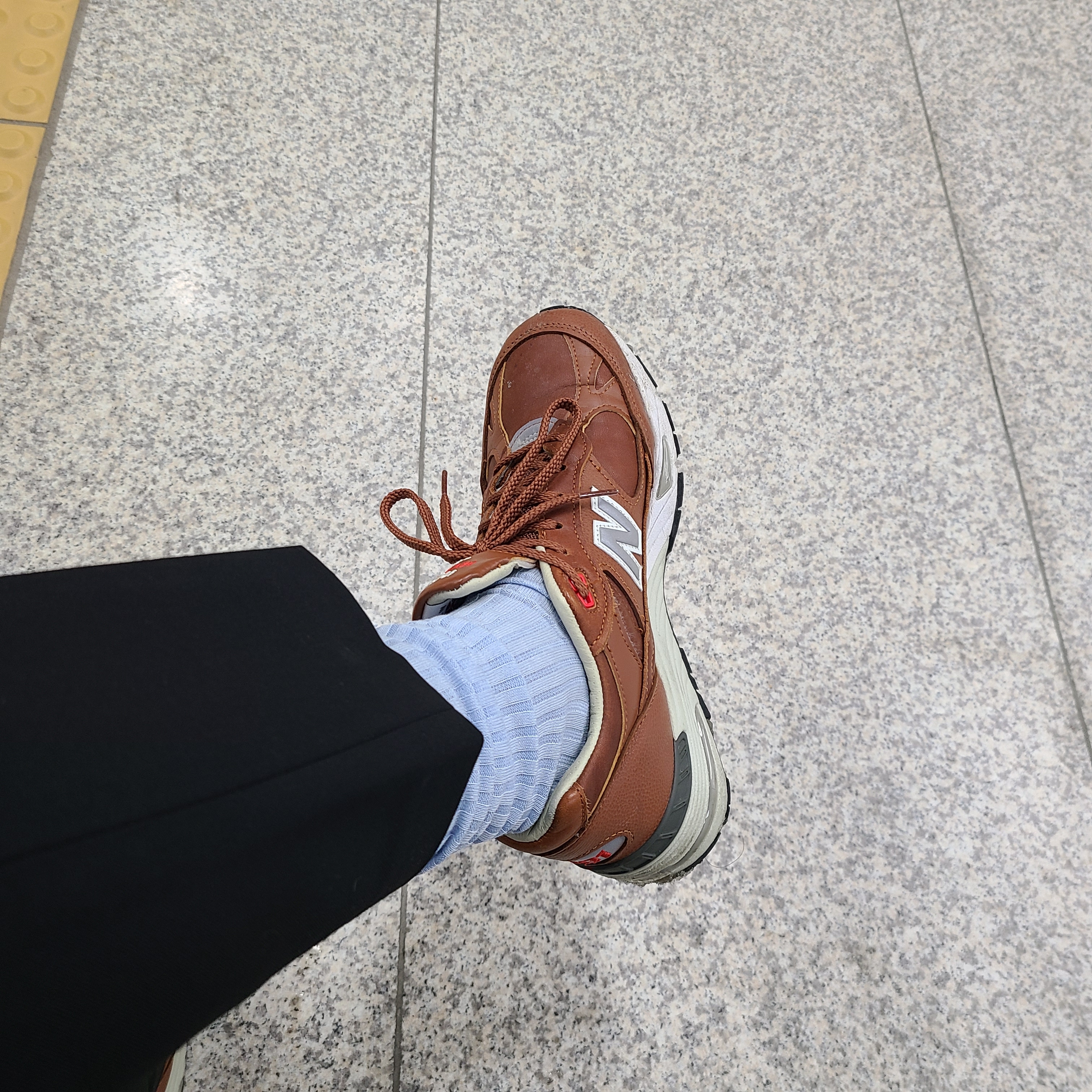 New Balance 991 Made in UK Elite Gent, New Balance 1300 Made in USA Steel Blue - D Standard 착용 스타일 - 3