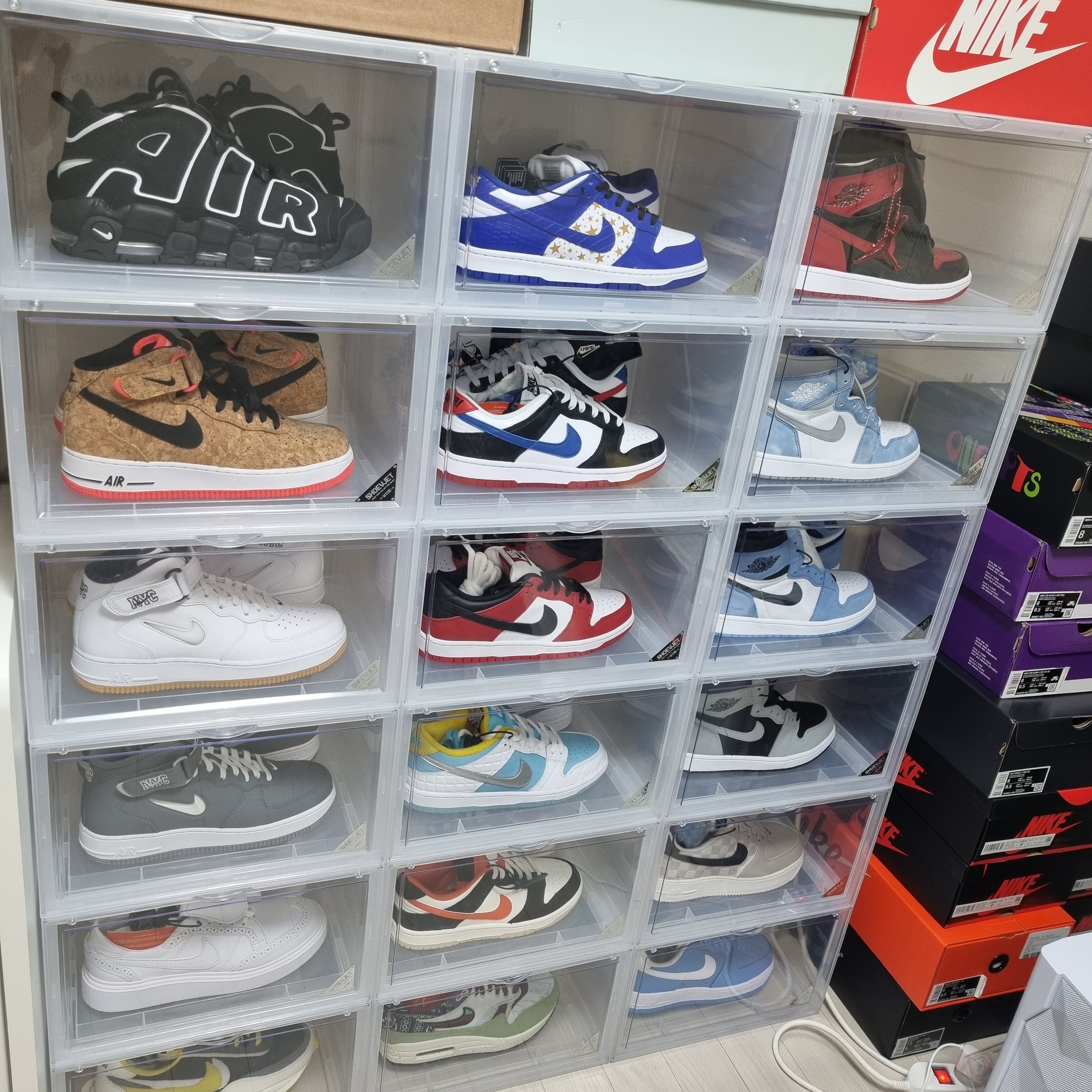 Nike x Supreme SB Dunk Low Hyper Blue, Nike SB Dunk Low Pro Chicago 착용 스타일