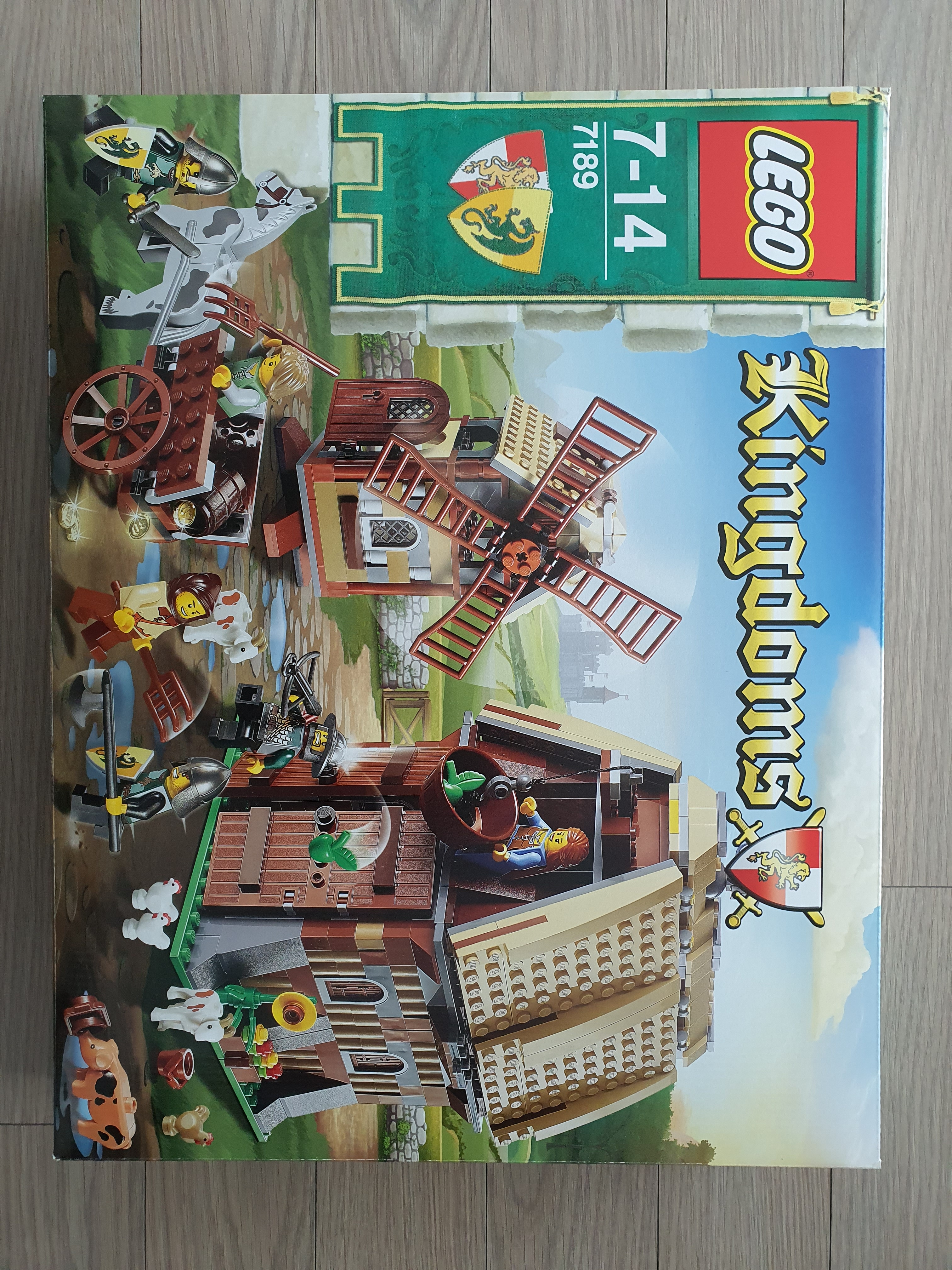 Lego Mill Village Raid 착용 스타일 - 1