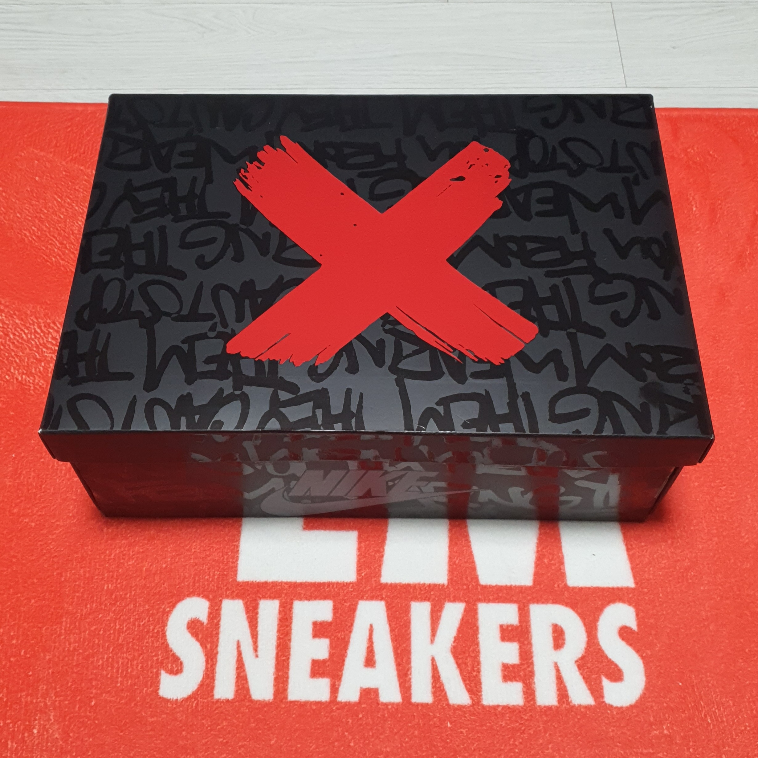 Jordan 1 Retro High OG Rebellionaire 착용 스타일 - 1