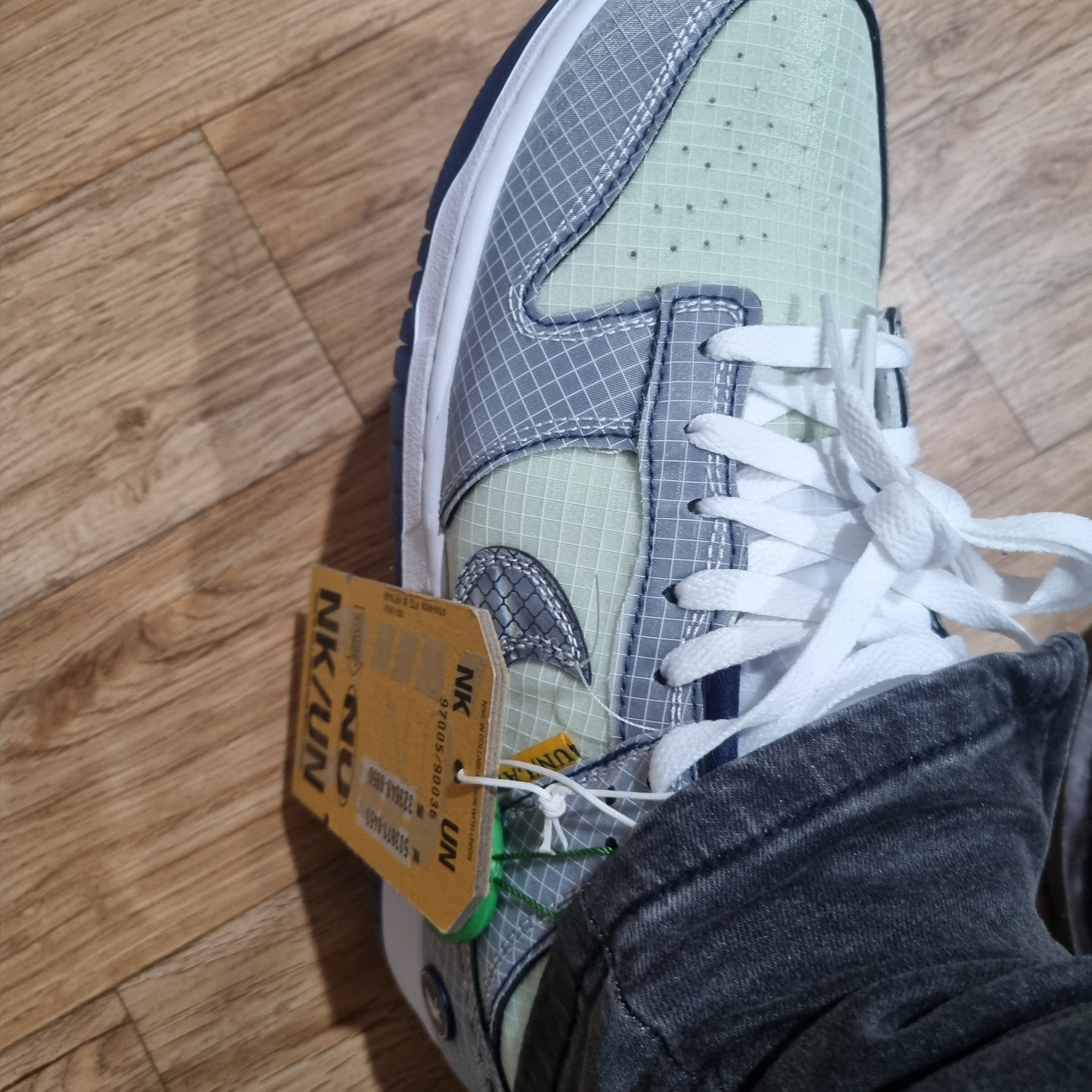 Nike x Union Dunk Low Passport Pack Pistachio 착용 스타일