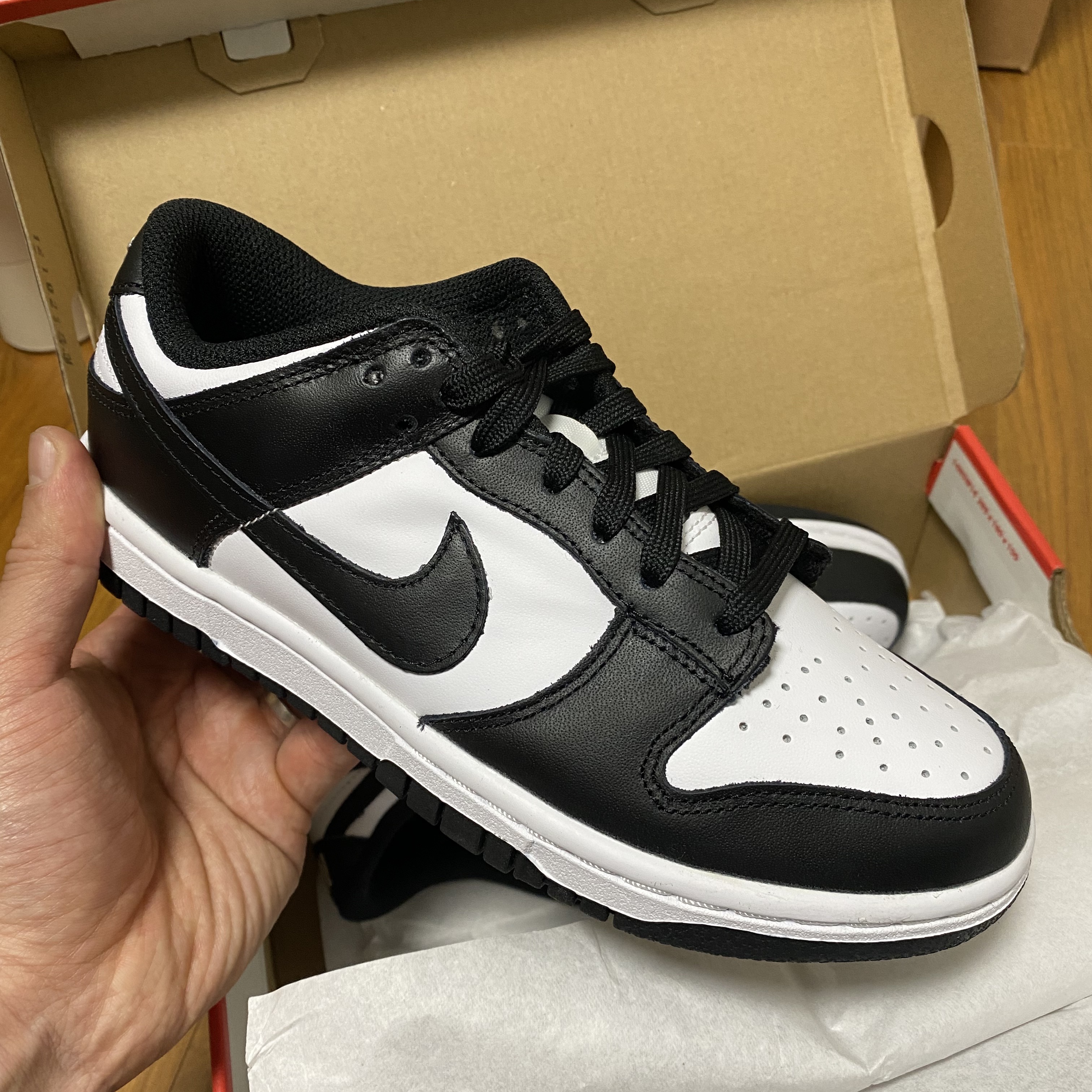 (W) Nike Dunk Low Black 착용 스타일