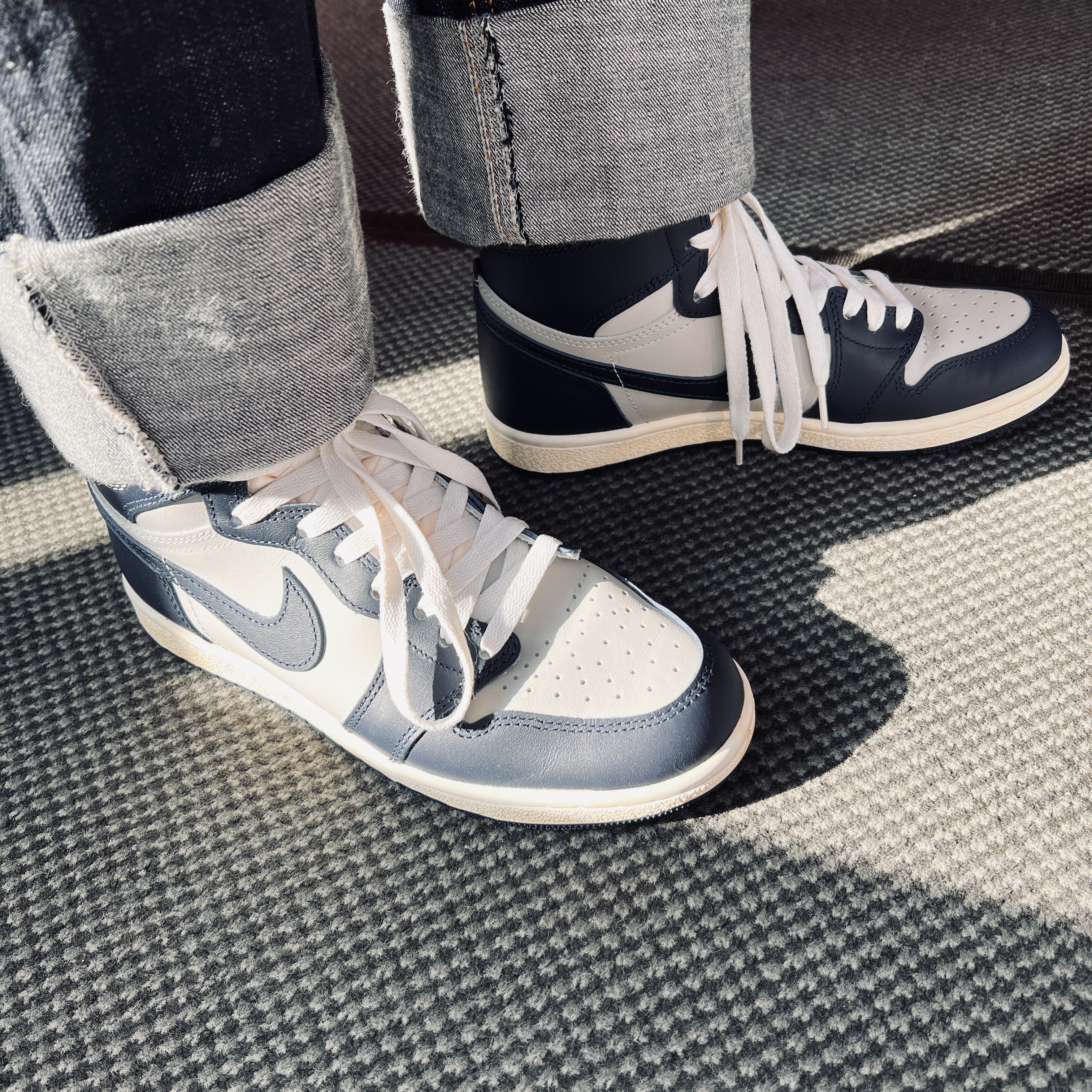 Jordan 1 High 85 College Navy 착용 스타일 - 3