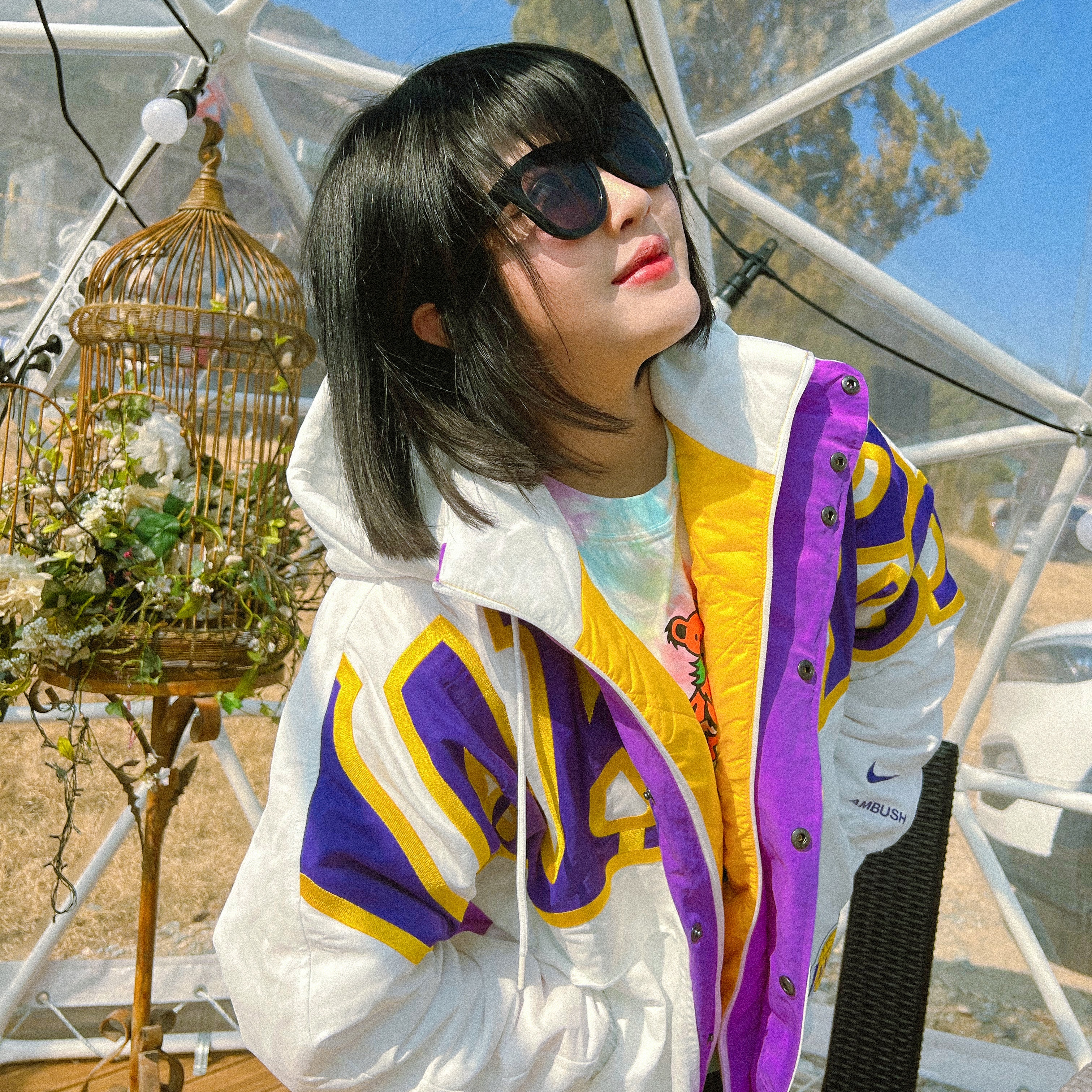 (W) Nike x Ambush NBA Collection Lakers Jacket - US/EU, (W) Jordan 1 Retro High OG Atmosphere 착용 스타일 - 2