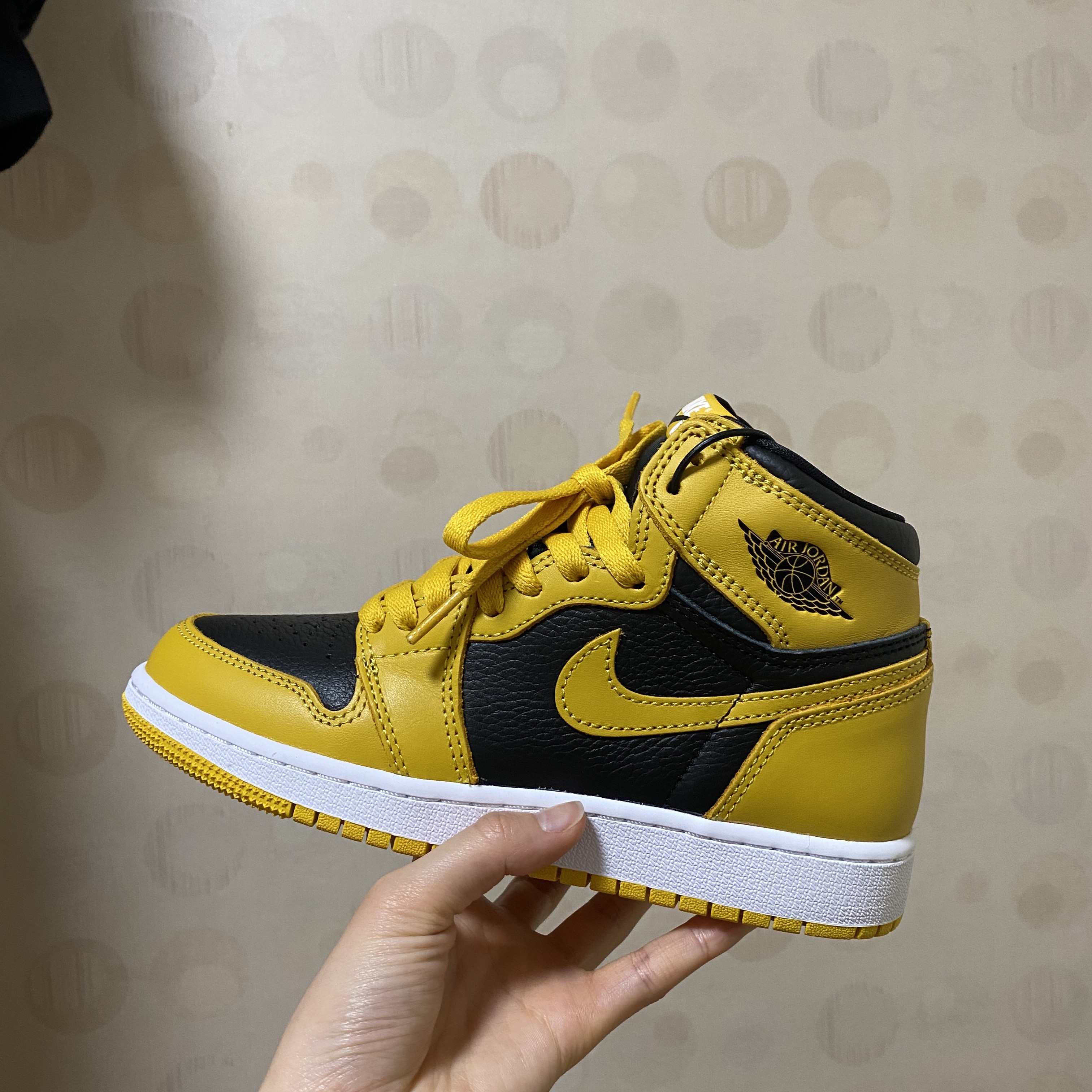 (GS) Jordan 1 Retro High OG Pollen 착용 스타일