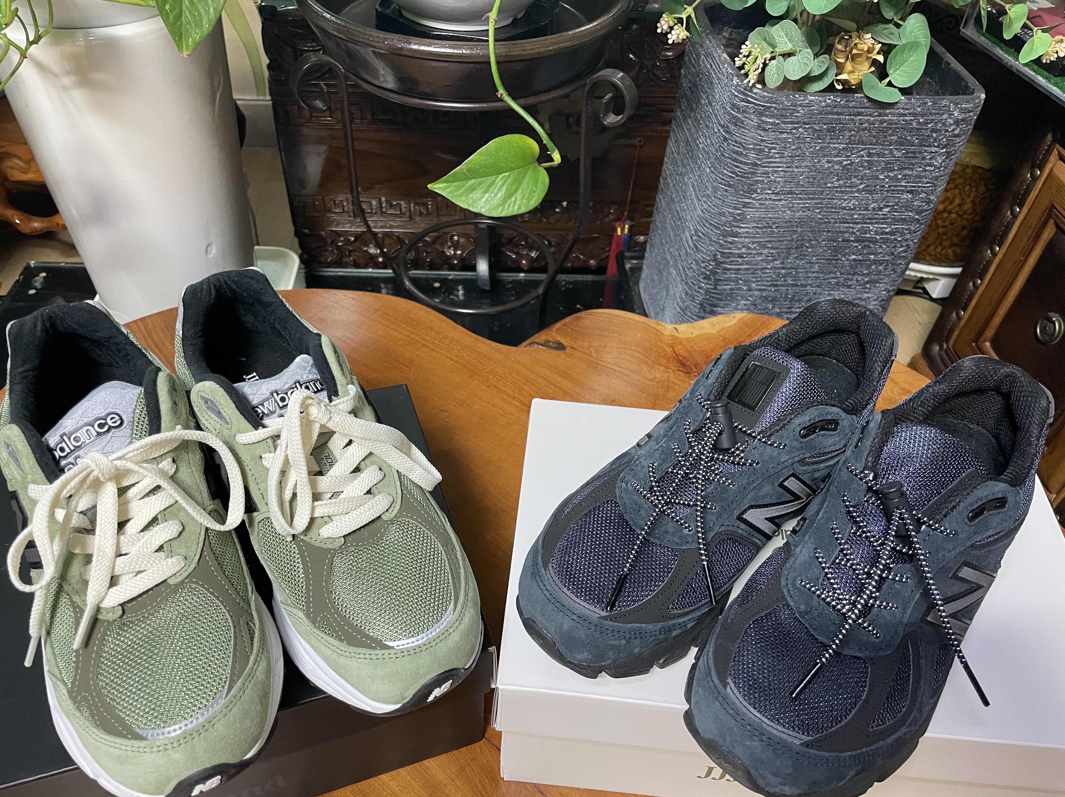 New Balance x JJJJound 990v3 Olive, New Balance x JJJJound 990v4 Navy 착용 스타일