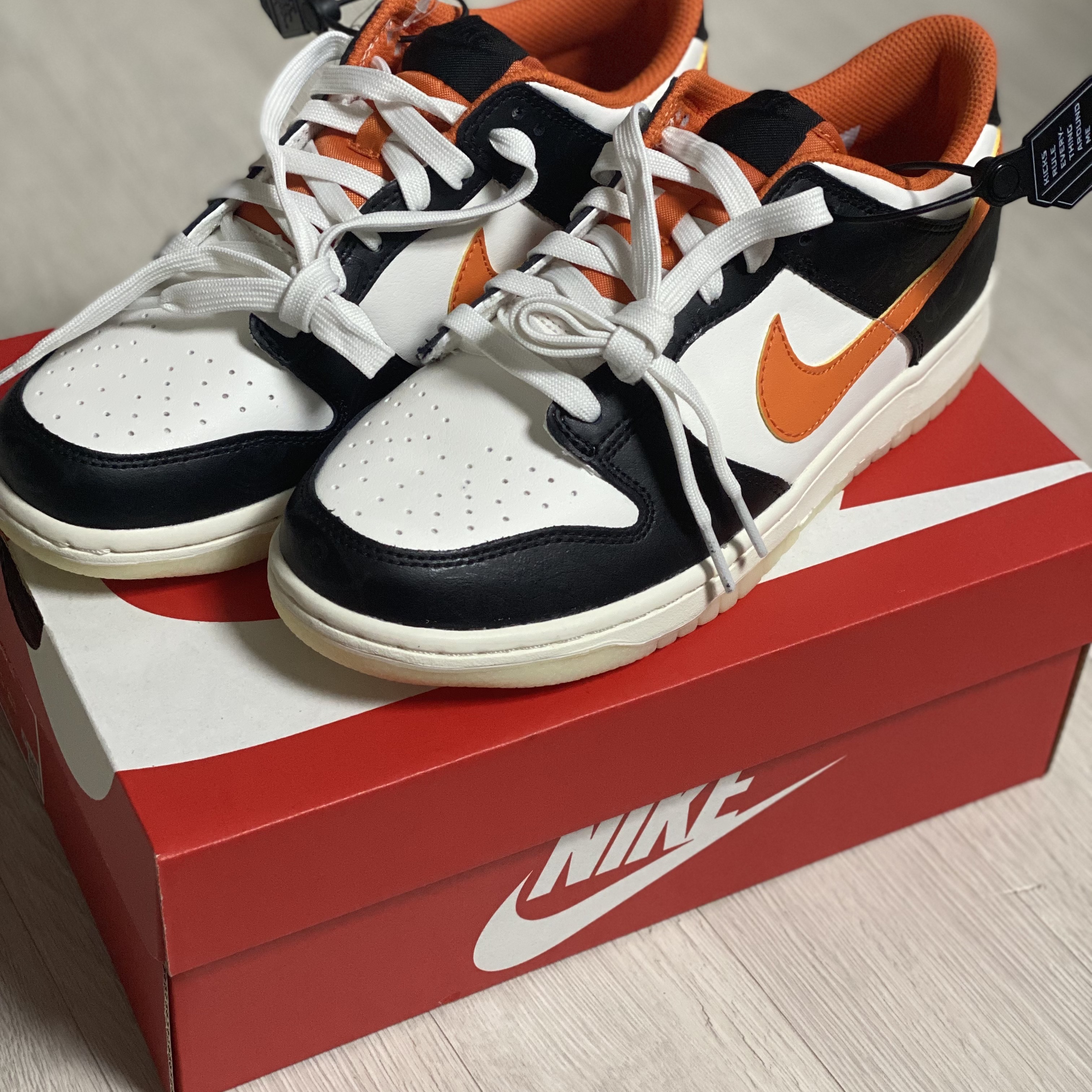 (GS) Nike Dunk Low PRM Halloween 착용 스타일