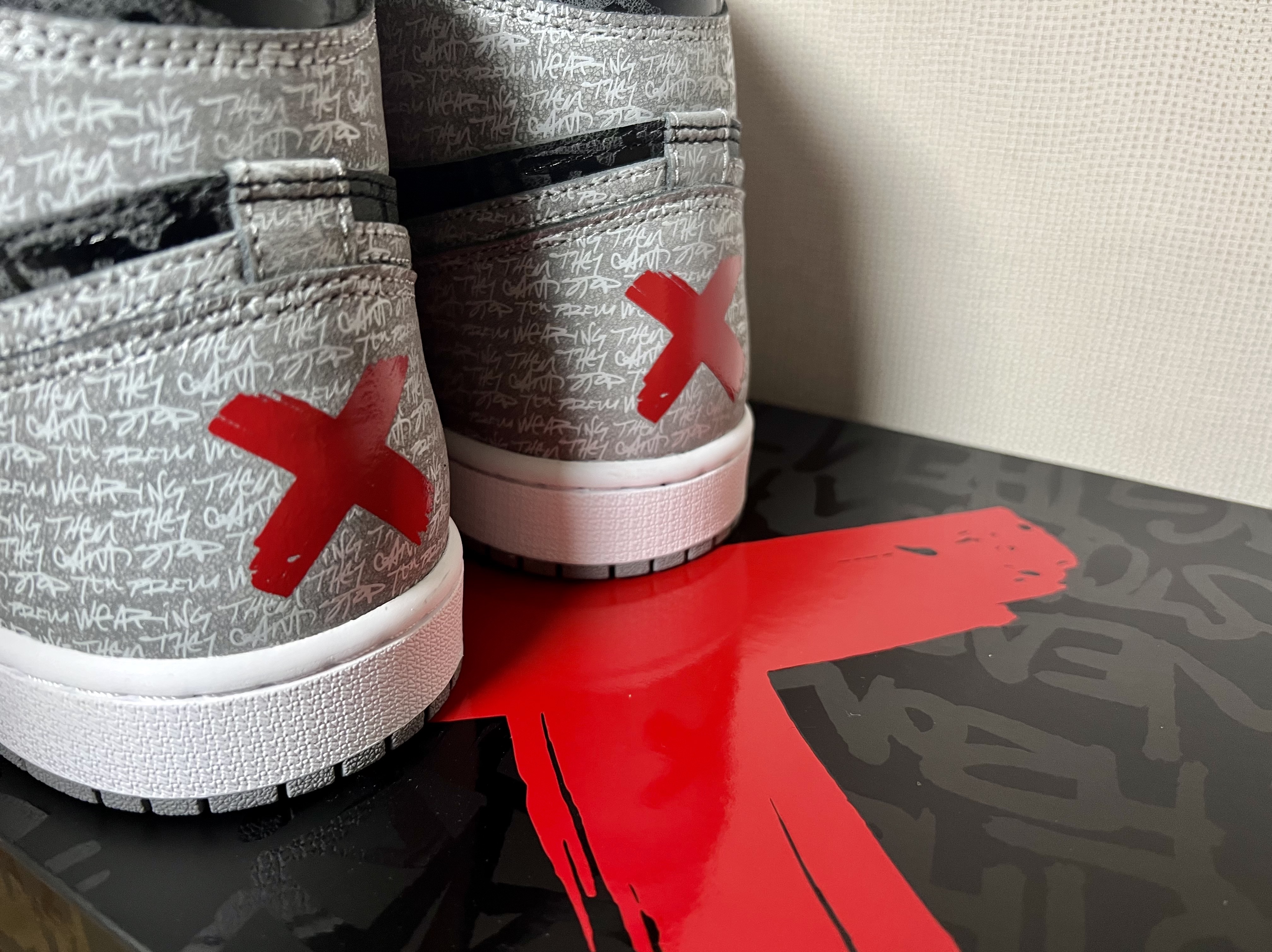 Jordan 1 Retro High OG Rebellionaire 착용 스타일 - 1