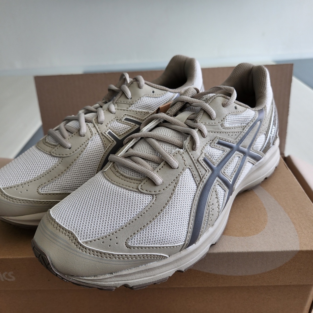 Asics Jog 100 S SMU Light Grey - 2E Wide 착용 스타일 - 1