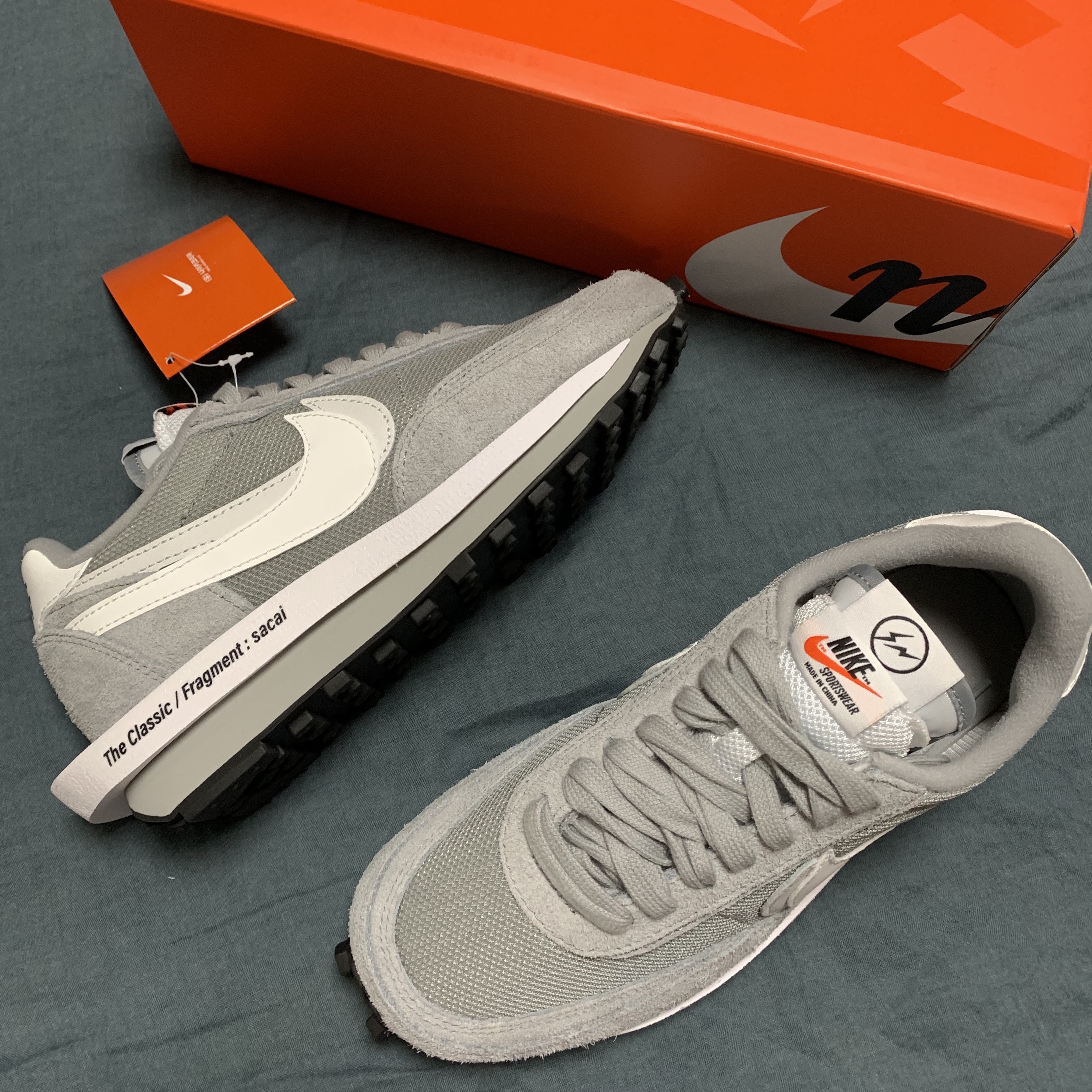 Nike x Sacai x Fragment LDWaffle Light Smoke Grey 착용 스타일