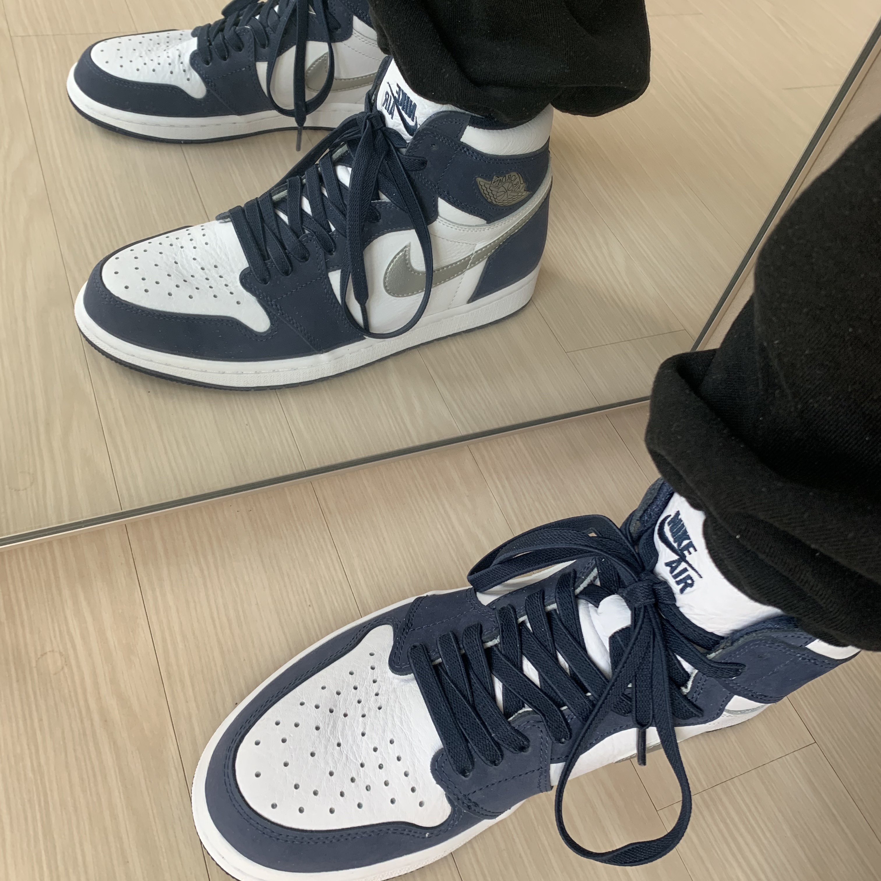 Jordan 1 Retro High OG CO.JP Midnight Navy 착용 스타일