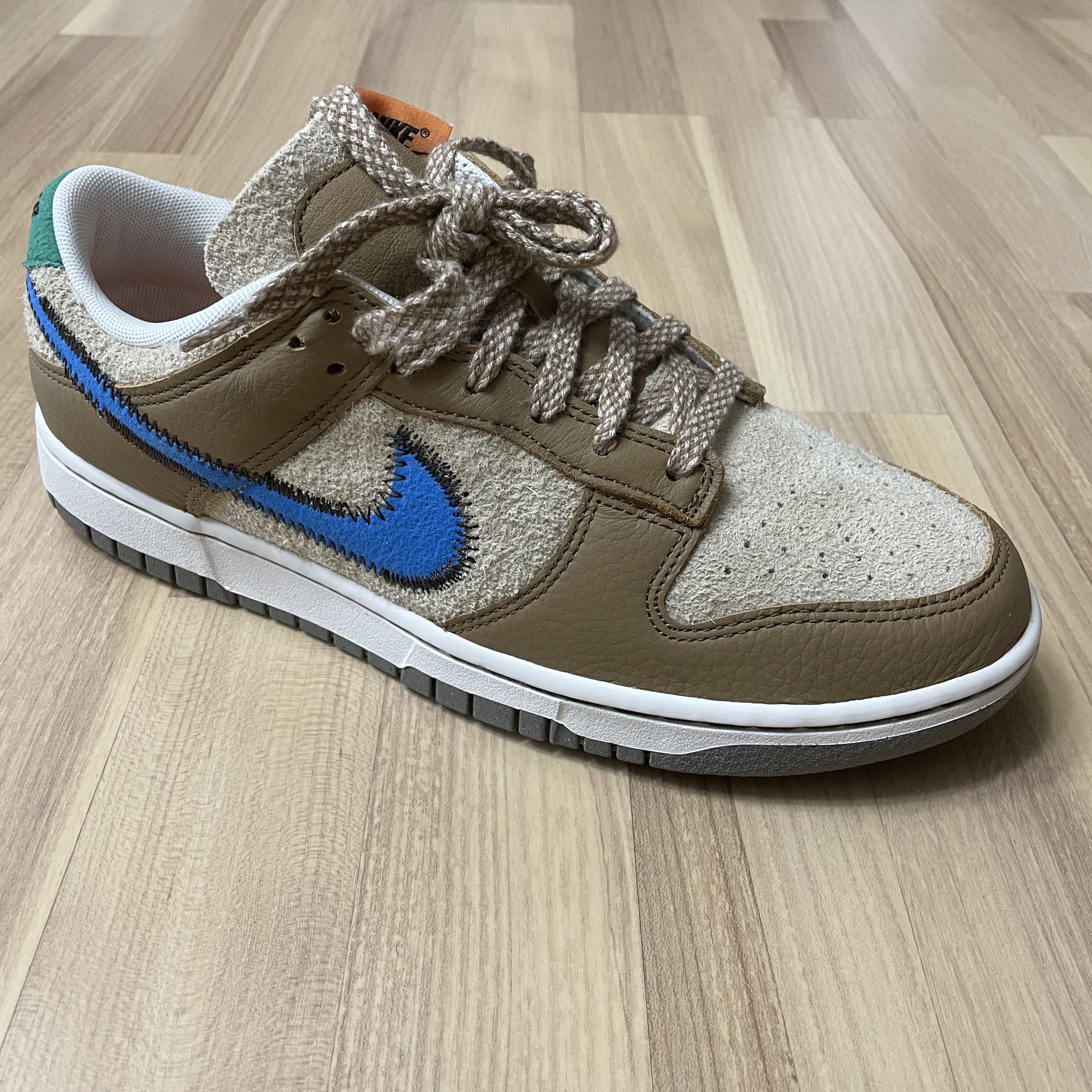 Nike x Size? Dunk Low Dark Driftwood Photo Blue 착용 스타일 - 1