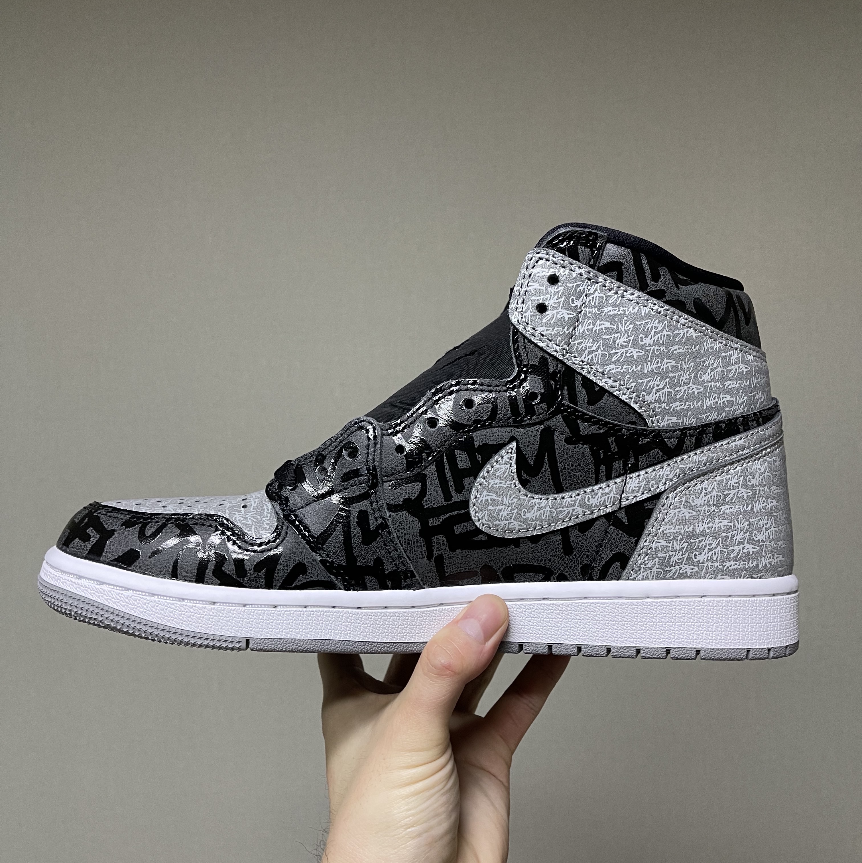 Jordan 1 Retro High OG Rebellionaire 착용 스타일 - 2