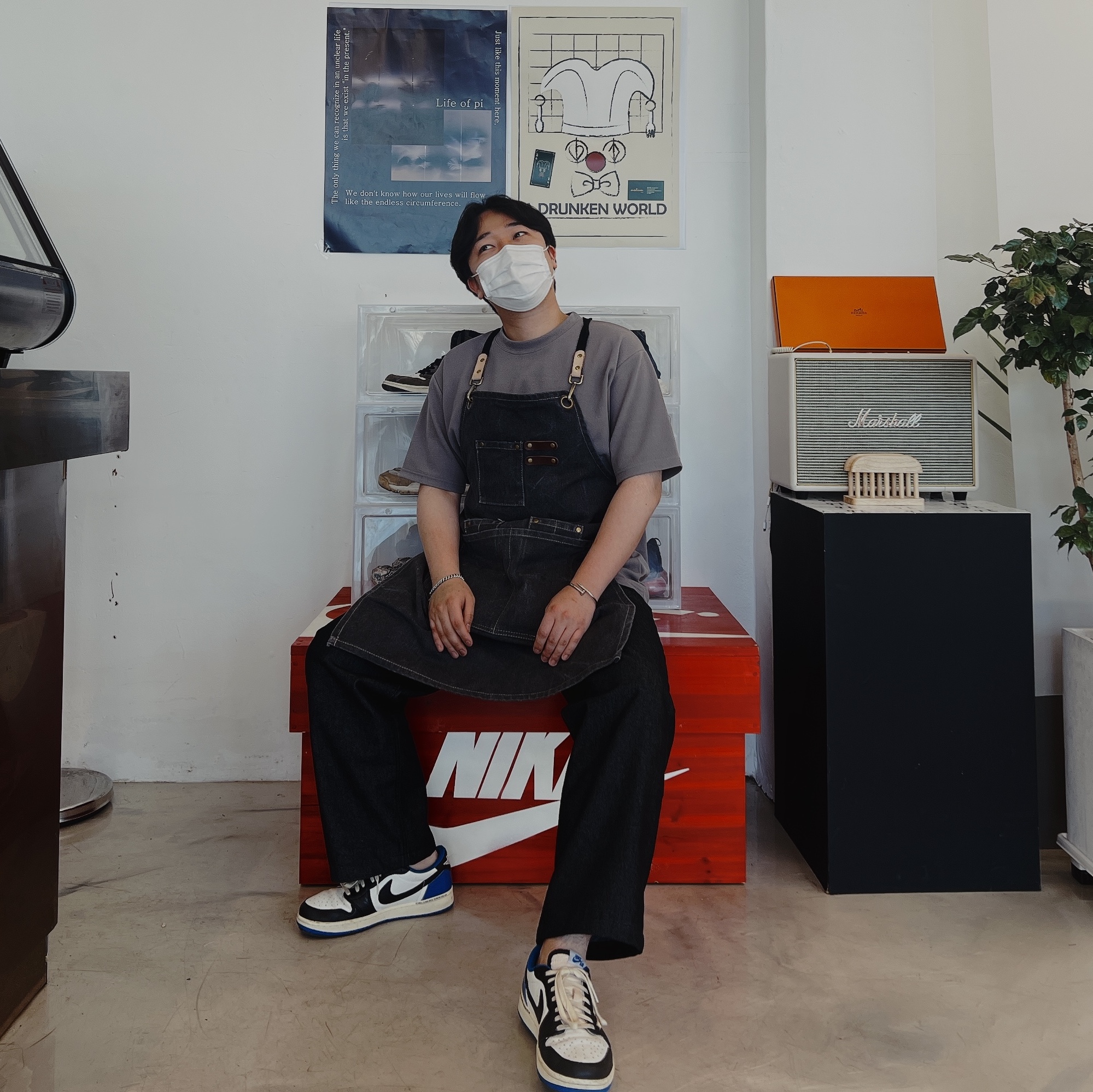 Jordan 1 x Travis Scott x Fragment Retro Low OG SP Military Blue 착용 스타일