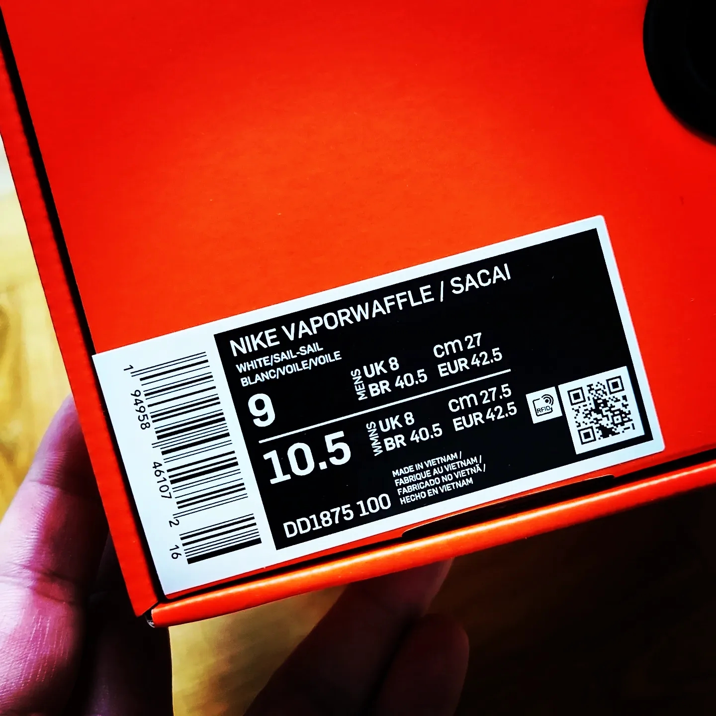 Nike x Sacai VaporWaffle White and Gum 착용 스타일 - 3
