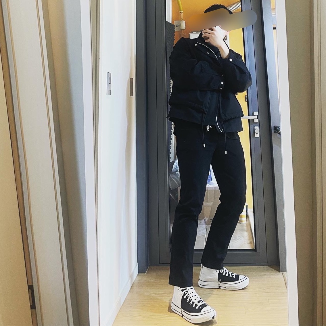 Converse x Feng Chen Wang Chuck 70 2-in-1 Natural Ivory Black 착용 스타일