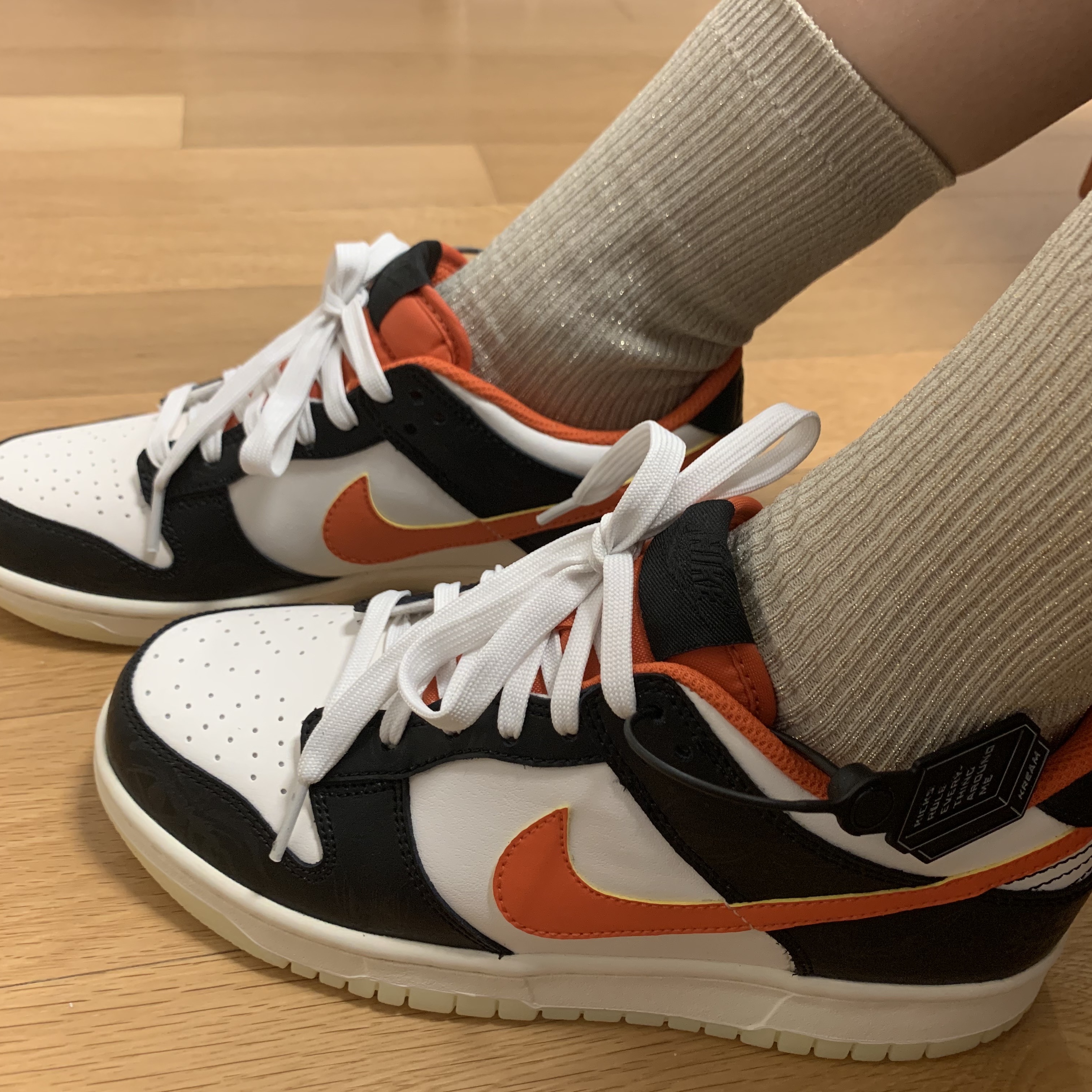 (GS) Nike Dunk Low PRM Halloween 착용 스타일 - 2