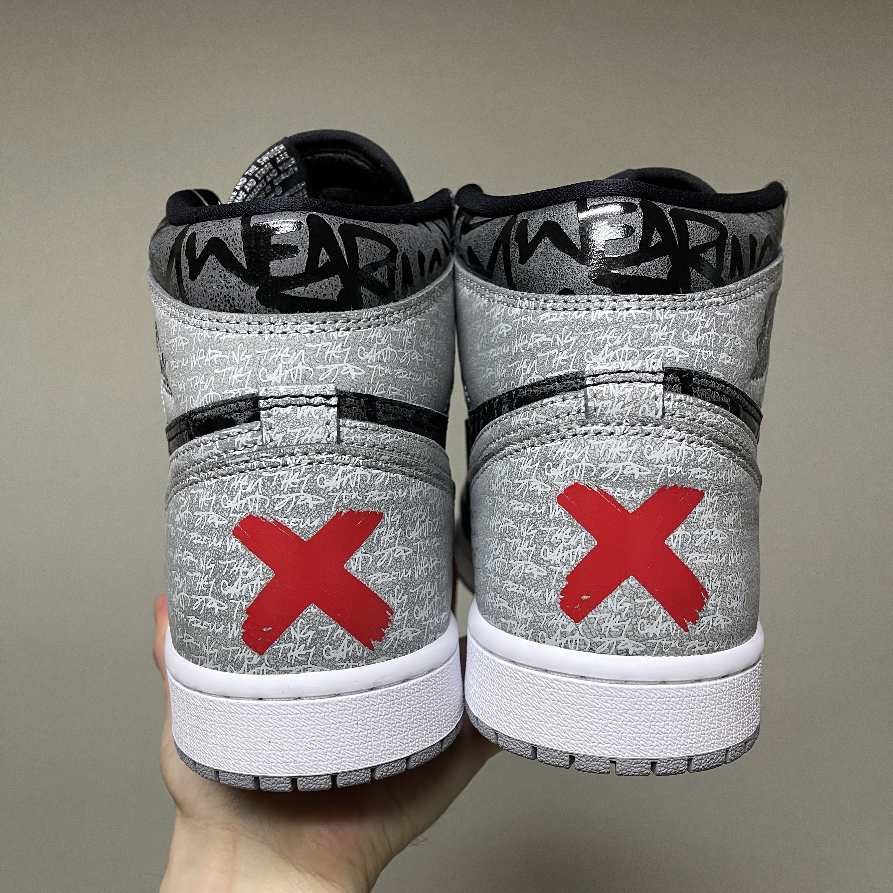 Jordan 1 Retro High OG Rebellionaire 착용 스타일 - 4
