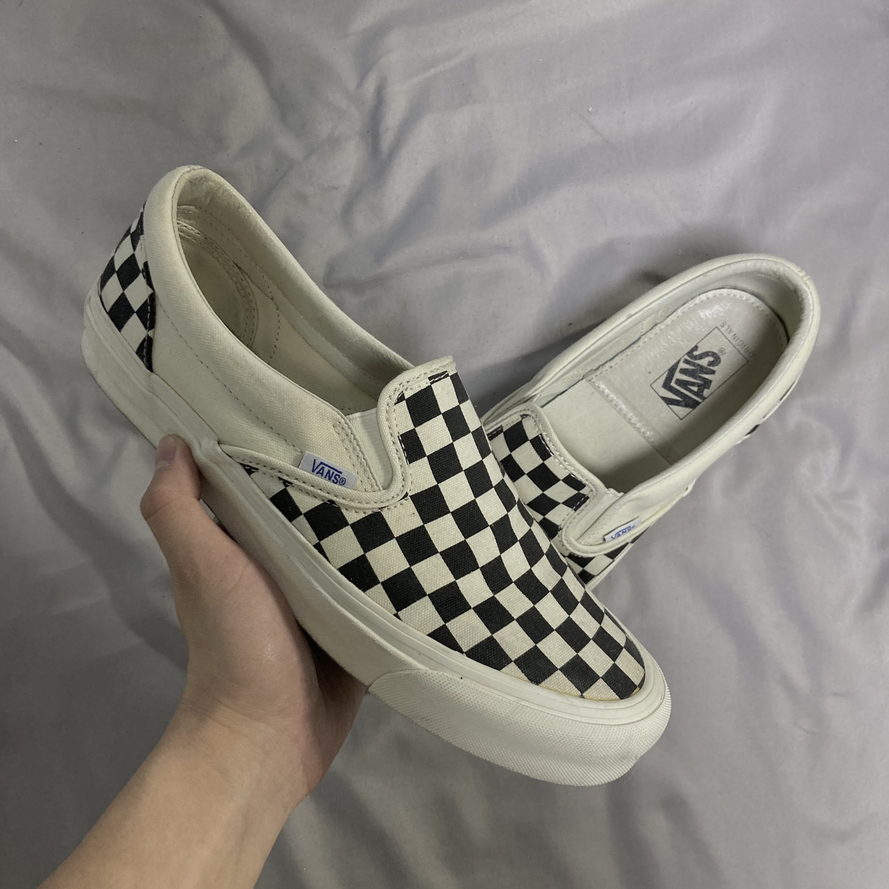 Vans Vault OG Classic Slip-On LX Checkerboard 착용 스타일 - 1