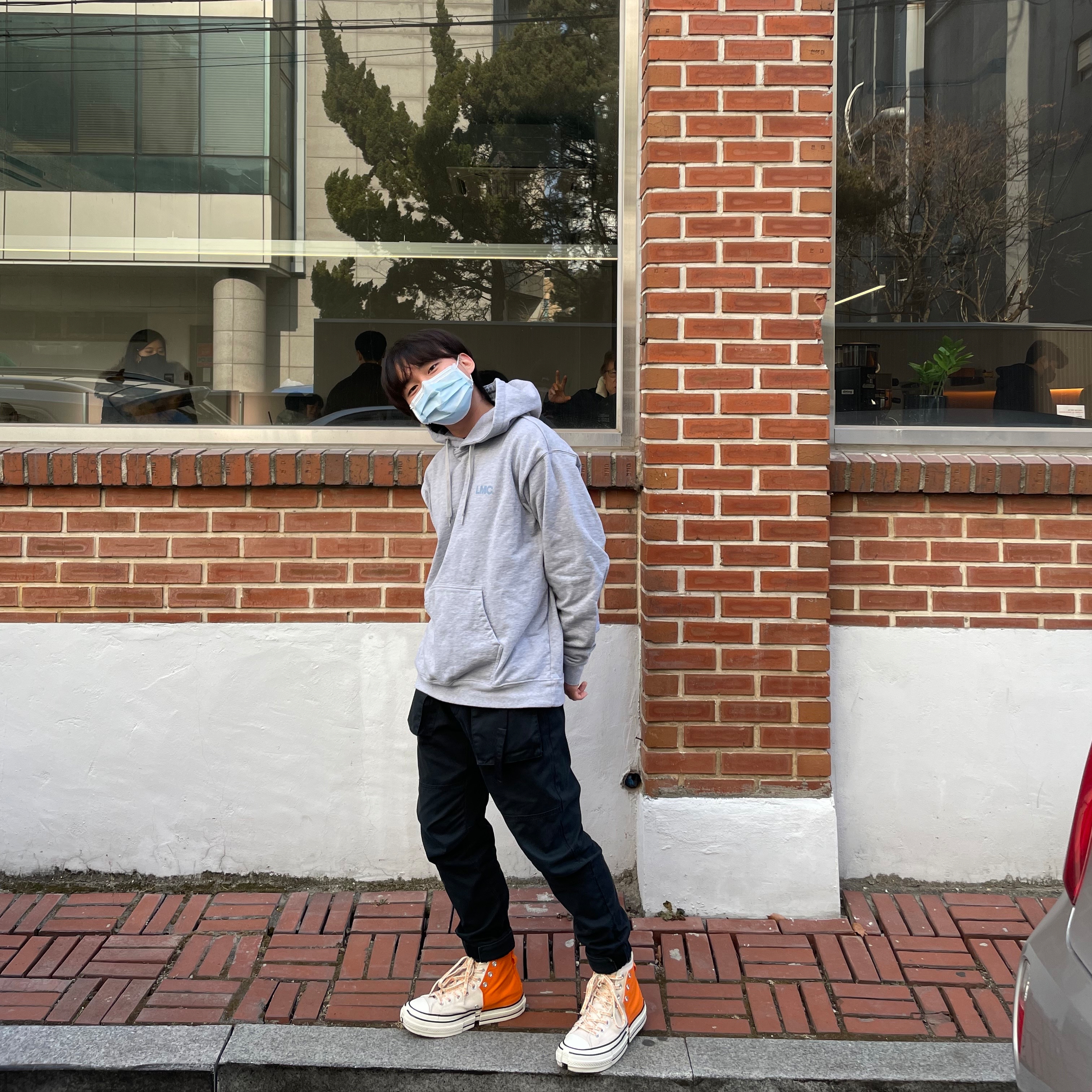 Converse x Feng Chen Wang Chuck 70 2-in-1 Persimmon Orange 착용 스타일