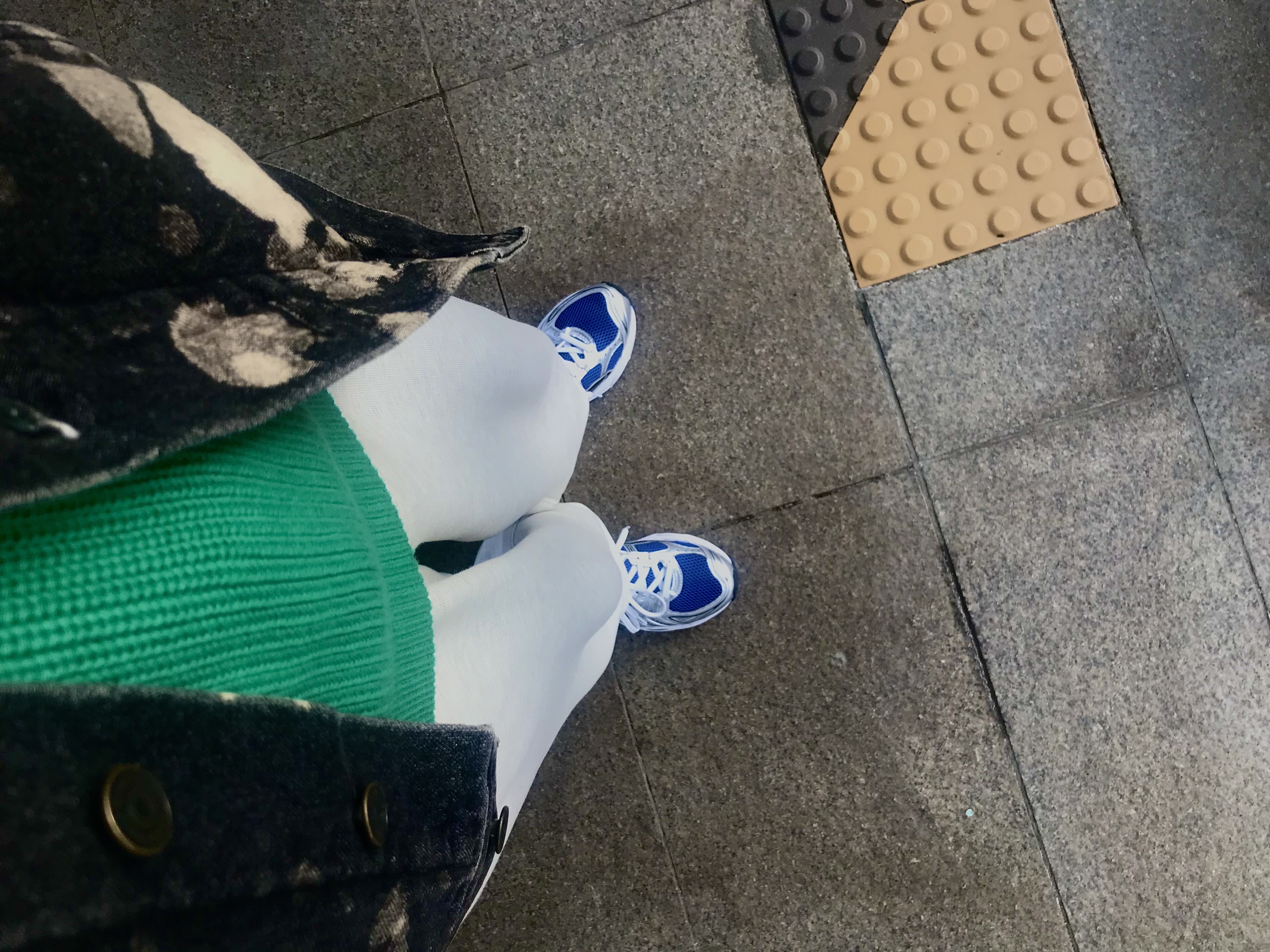 Asics Gel-Kayano 14 Monaco Blue Black 착용 스타일