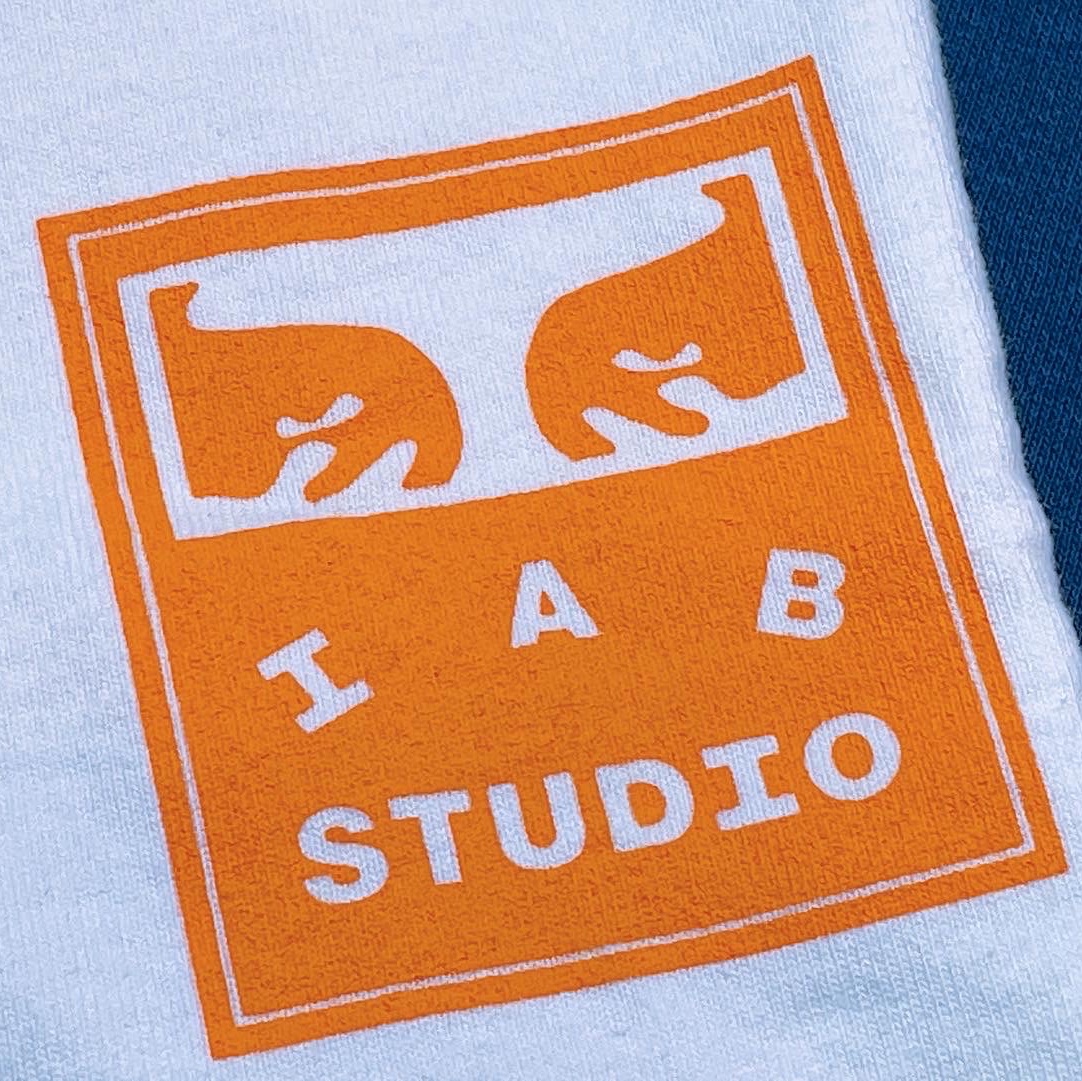 IAB Studio x Obey Eyes Icon Hoodie Oceana, IAB Studio x Obey Eyes Icon T-Shirt White 착용 스타일 - 3